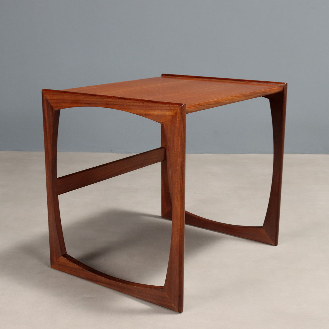  | Antiques  Side & Coffee Tables