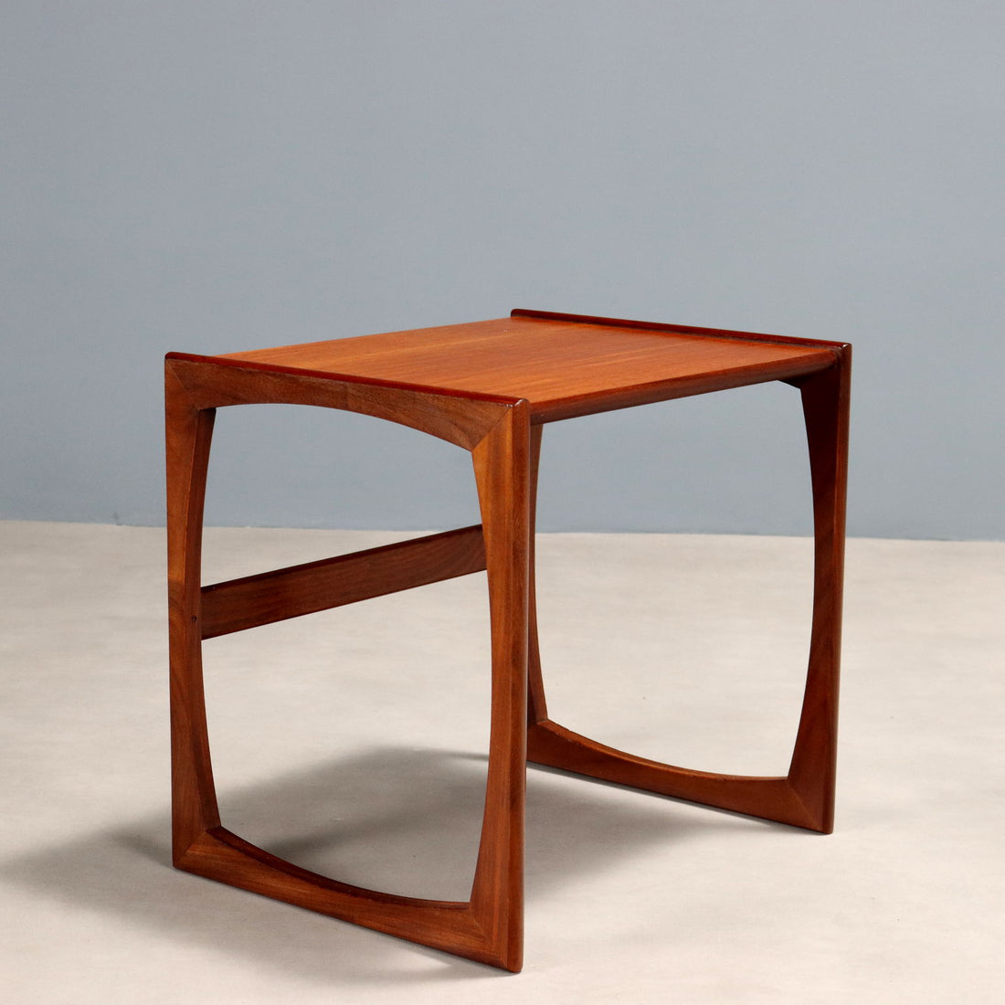  | Antiques  Side & Coffee Tables