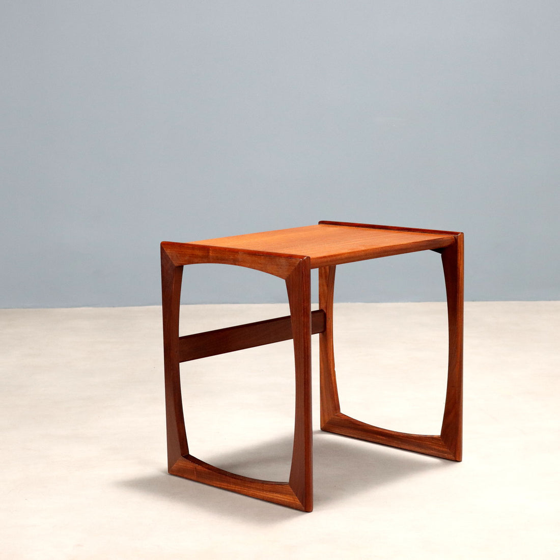  | Antiques  Side & Coffee Tables