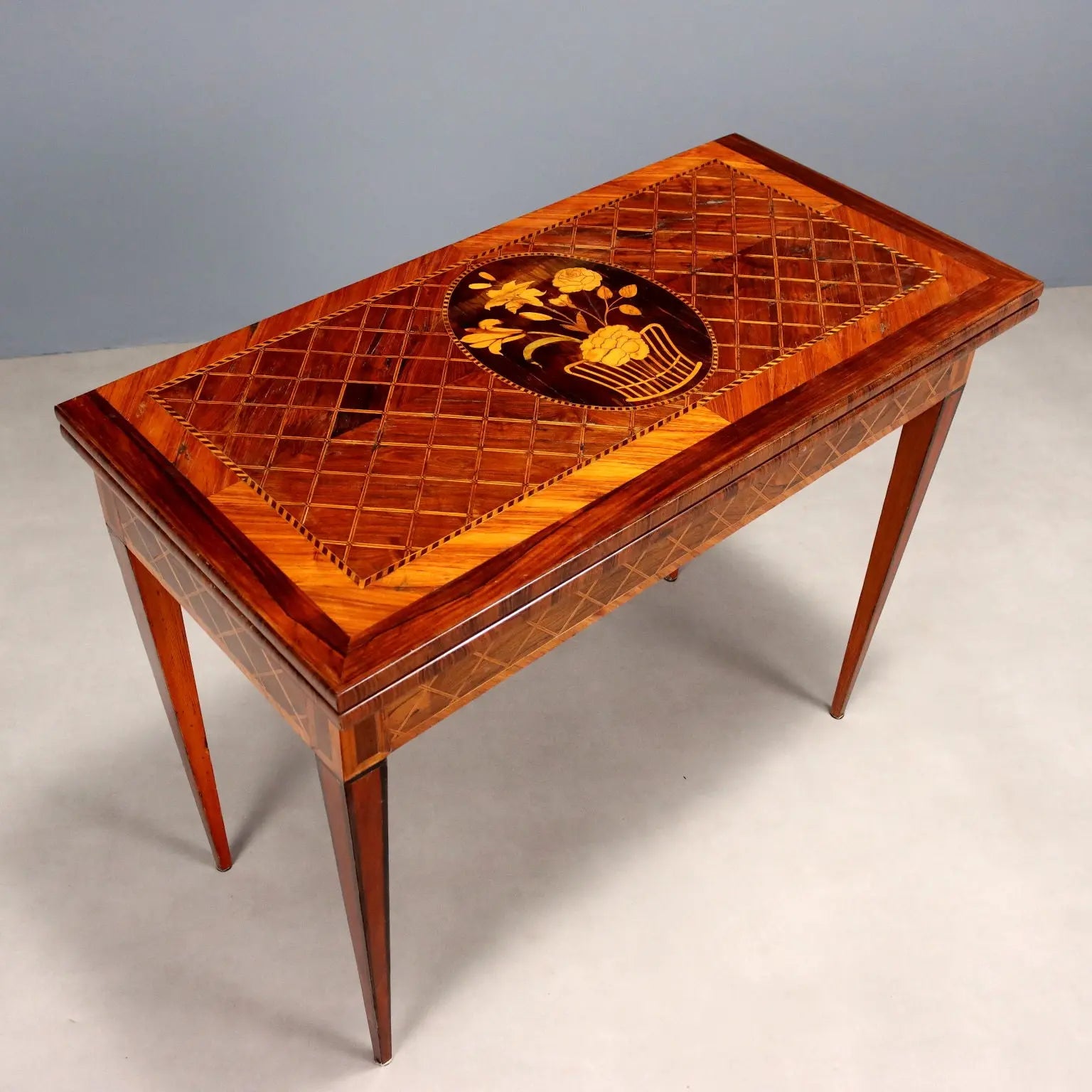 Antique Game Table Various Wood Essences Italy XVIII Century - Italy, Late XVIII Century | Antiques | Side & Coffee Tables