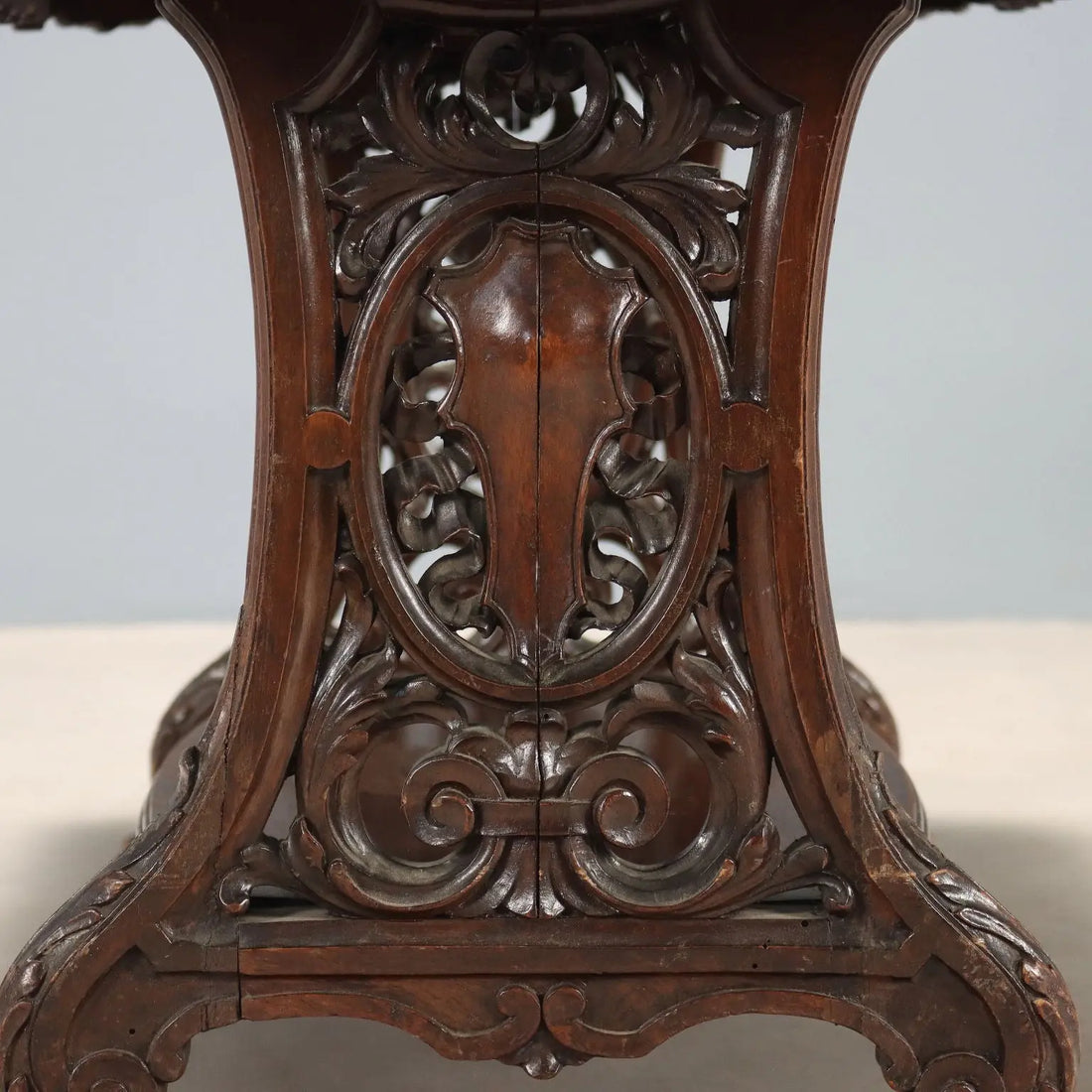Walnut and Green Marble Table - 19th Century Italy