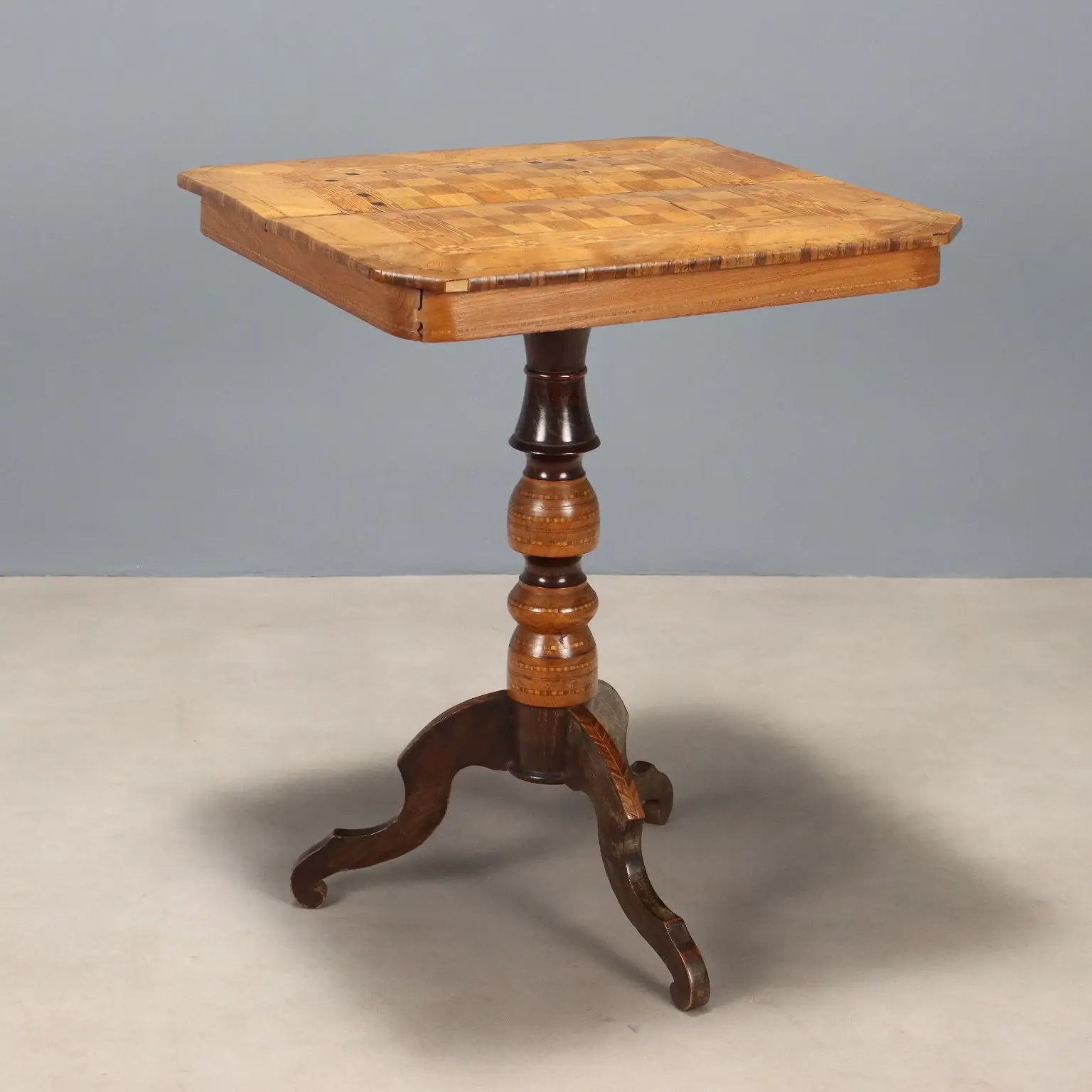 Small Antique Table Mahogany with Inlays Italy XIX Century - Italy, Mid XIX Century | Antiques | Side & Coffee Tables