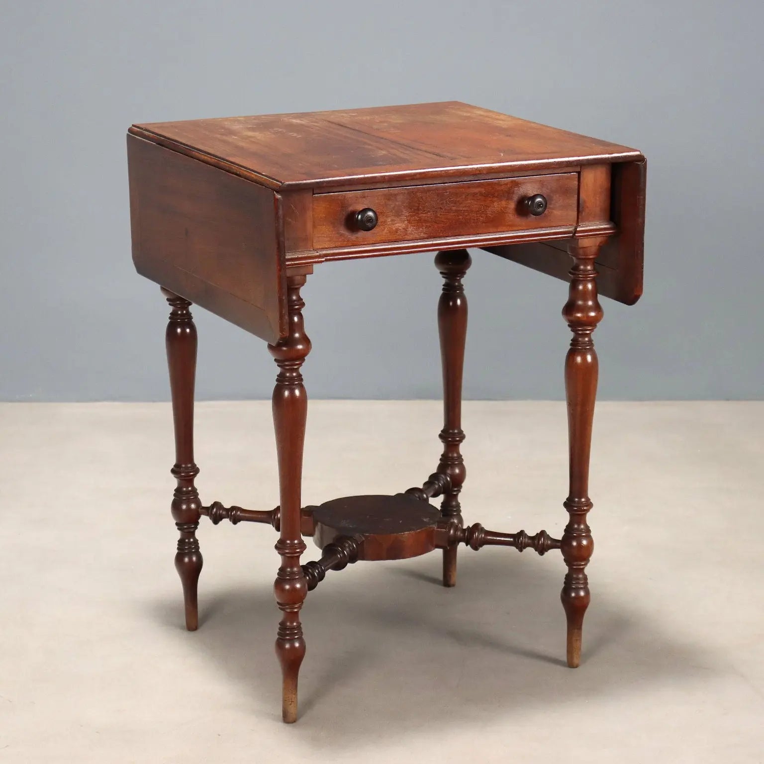 Antique Coffee Table High Victorian Mahogany United Kingdom '800 - England, Late XIX Century | Antiques | Side & Coffee Tables