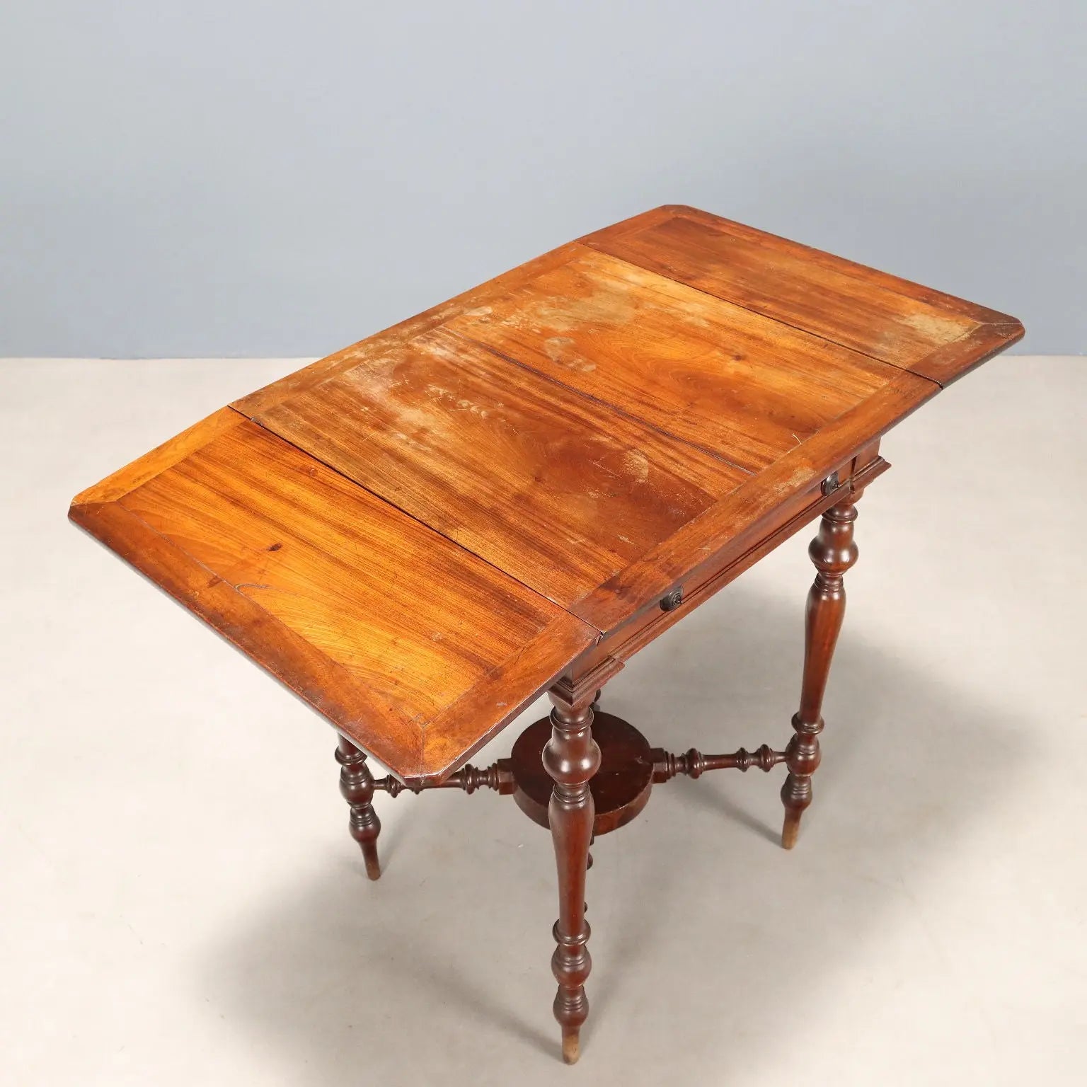 Antique Coffee Table High Victorian Mahogany United Kingdom '800 - England, Late XIX Century | Antiques | Side & Coffee Tables