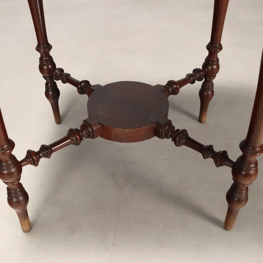 Antique Coffee Table High Victorian Mahogany United Kingdom '800 - England, Late XIX Century | Antiques | Side & Coffee Tables