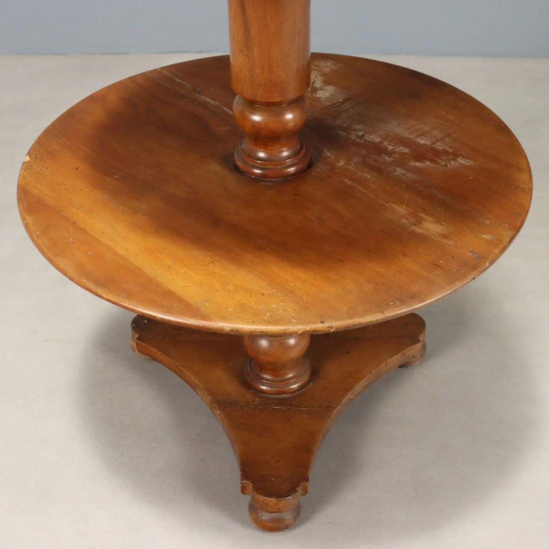 Walnut Etagere - Italy Mid 19th Century