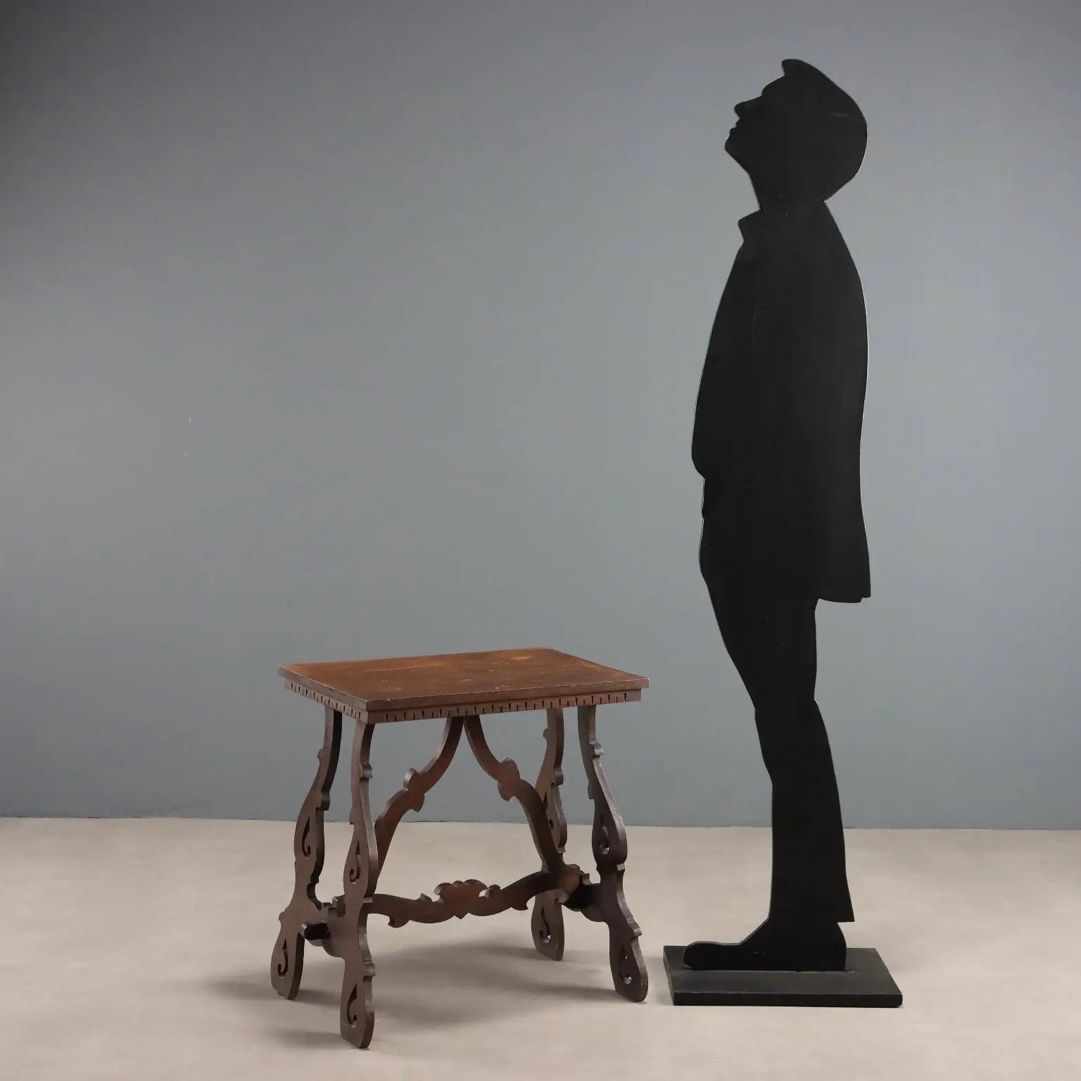 Walnut Fratino Table - Italy 20th Century