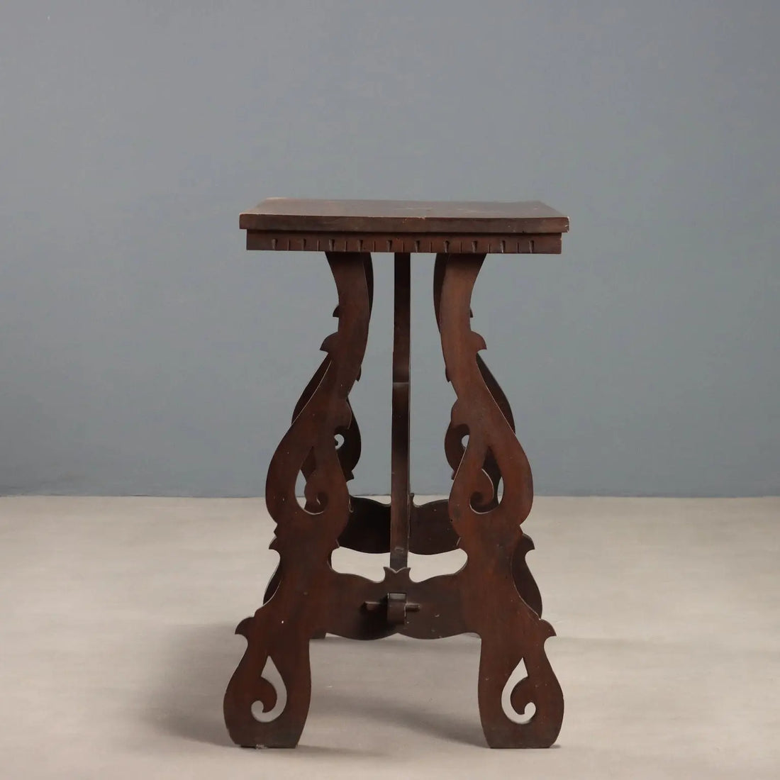 Walnut Fratino Table - Italy 20th Century