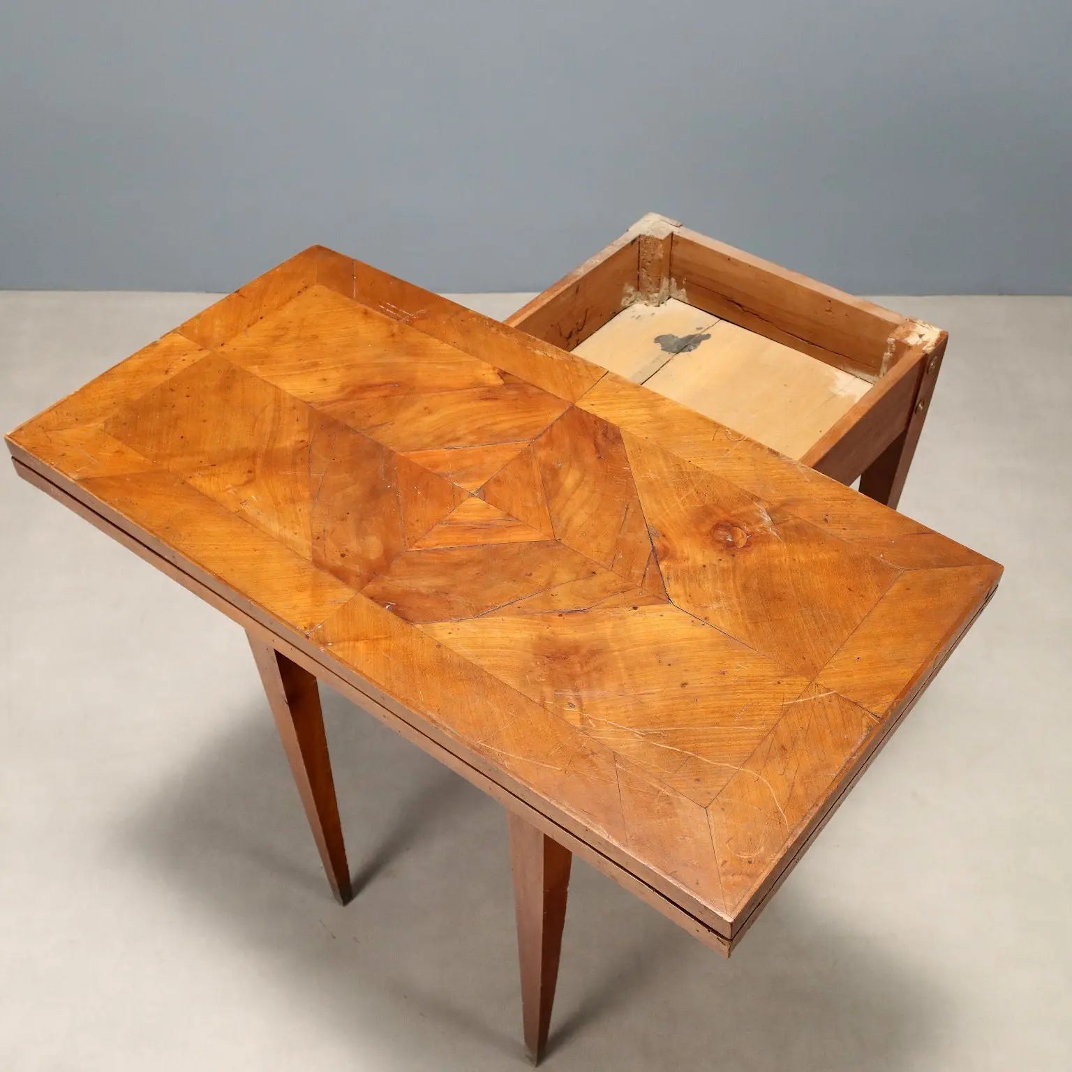 Directoire Cherry Wood Table - Early 19th Century