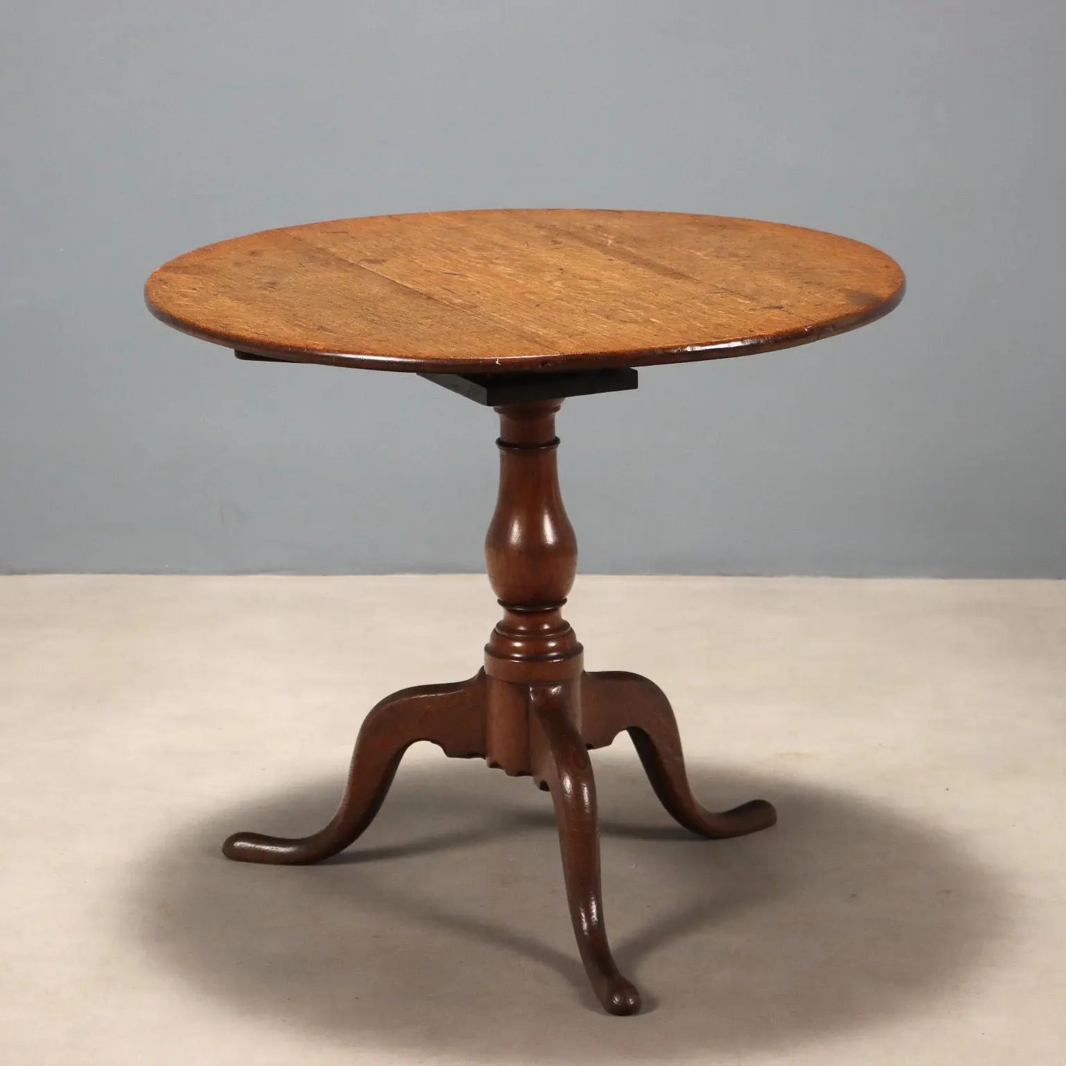 Antique Small Table Oak Italy Mid XIX Century - Italy, Mid XIX Century | Antiques | Side & Coffee Tables
