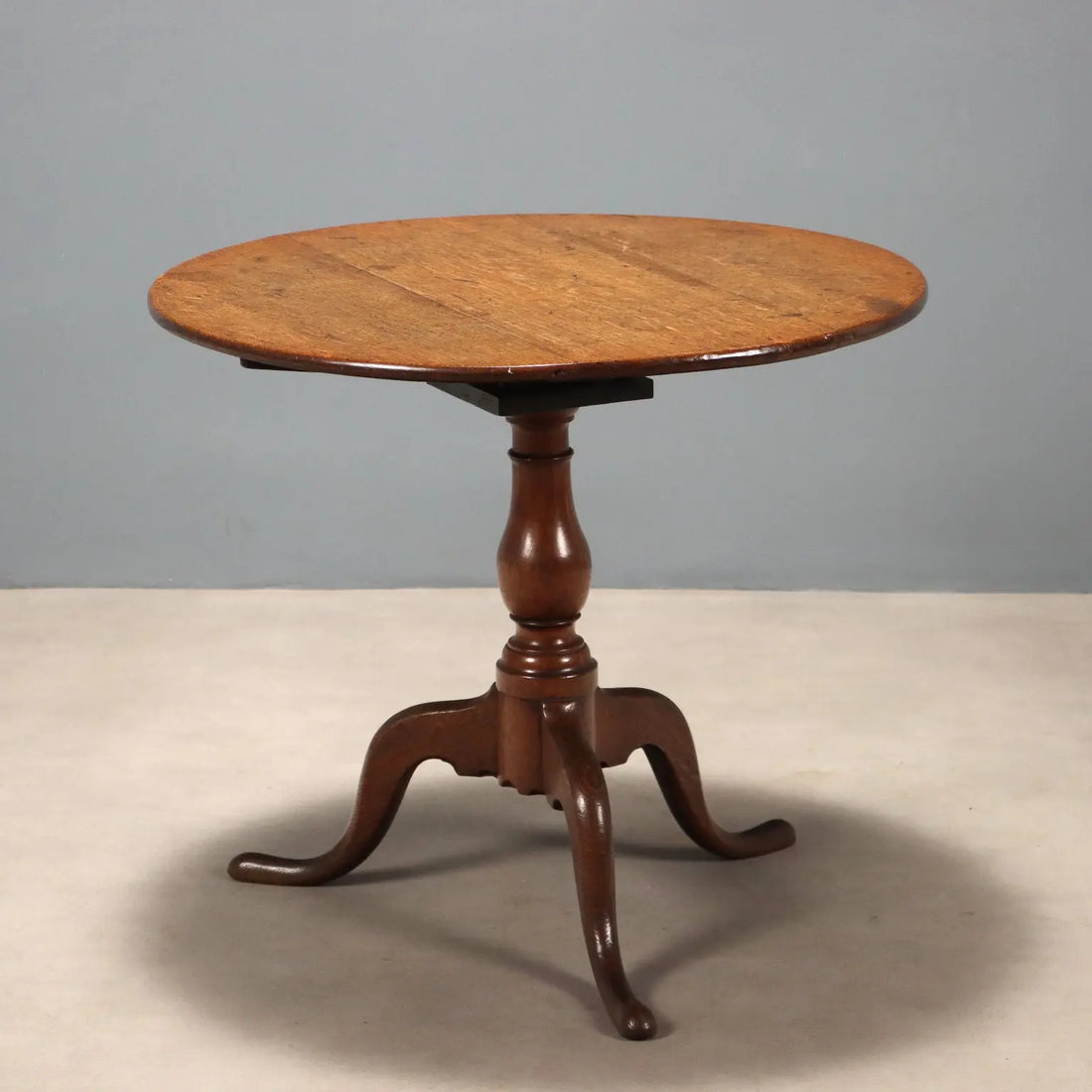 Antique Small Table Oak Italy Mid XIX Century - Italy, Mid XIX Century | Antiques | Side & Coffee Tables
