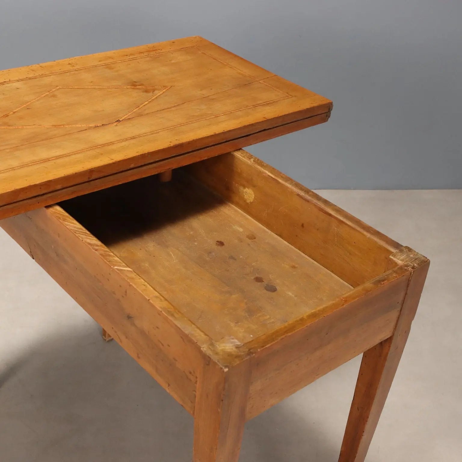 Antique Game Table Directoire Walnut Italy XIX Century - Italy, Early XIX Century | Antiques | Side & Coffee Tables