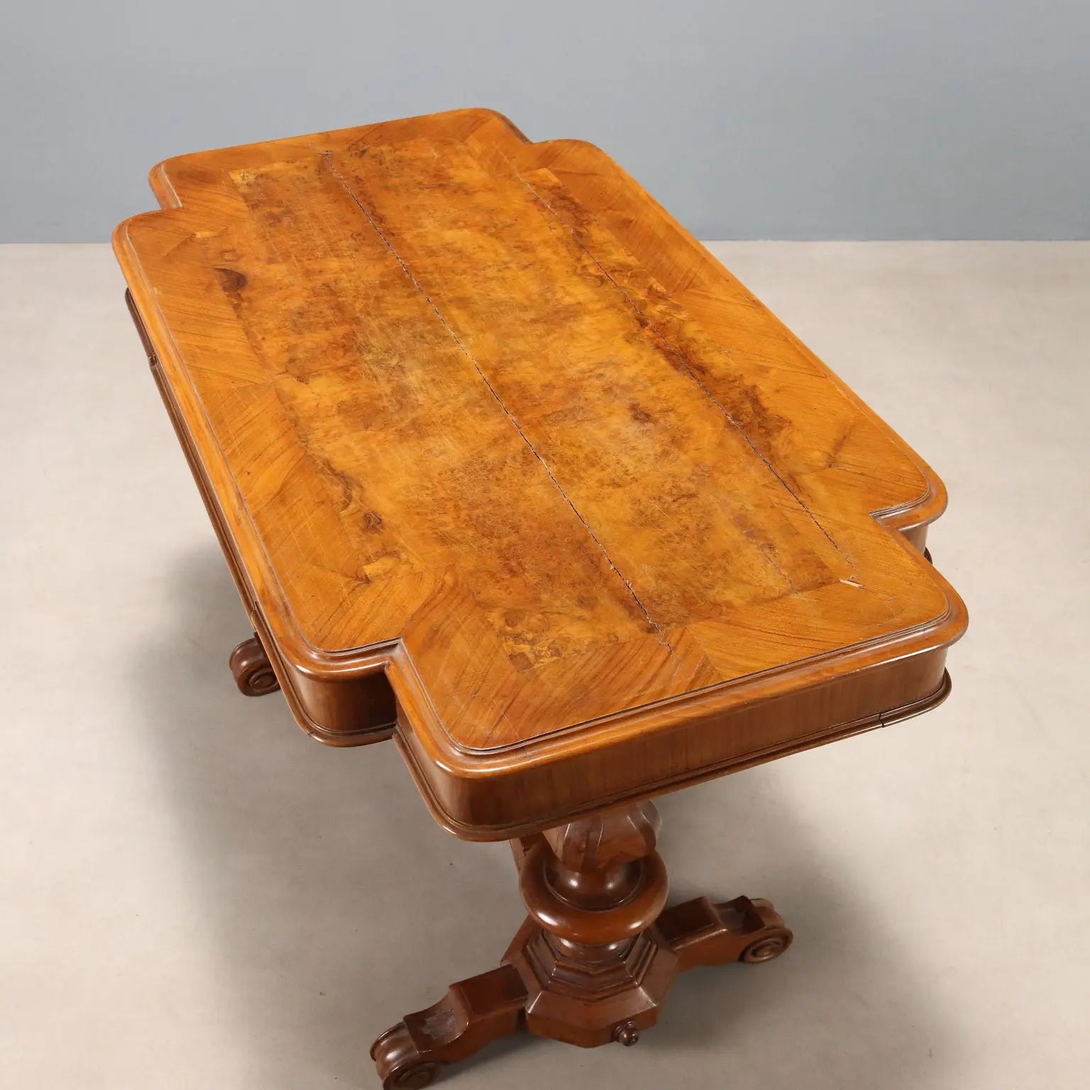 Small Antique Table Umbertino Walnut Italy XIX Century - Italy, Late XIX Century | Antiques | Side & Coffee Tables