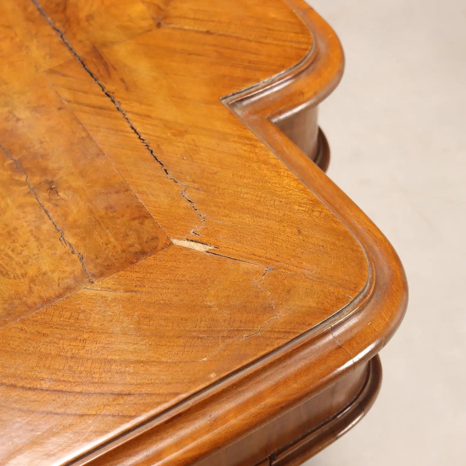 Small Antique Table Umbertino Walnut Italy XIX Century - Italy, Late XIX Century | Antiques | Side & Coffee Tables