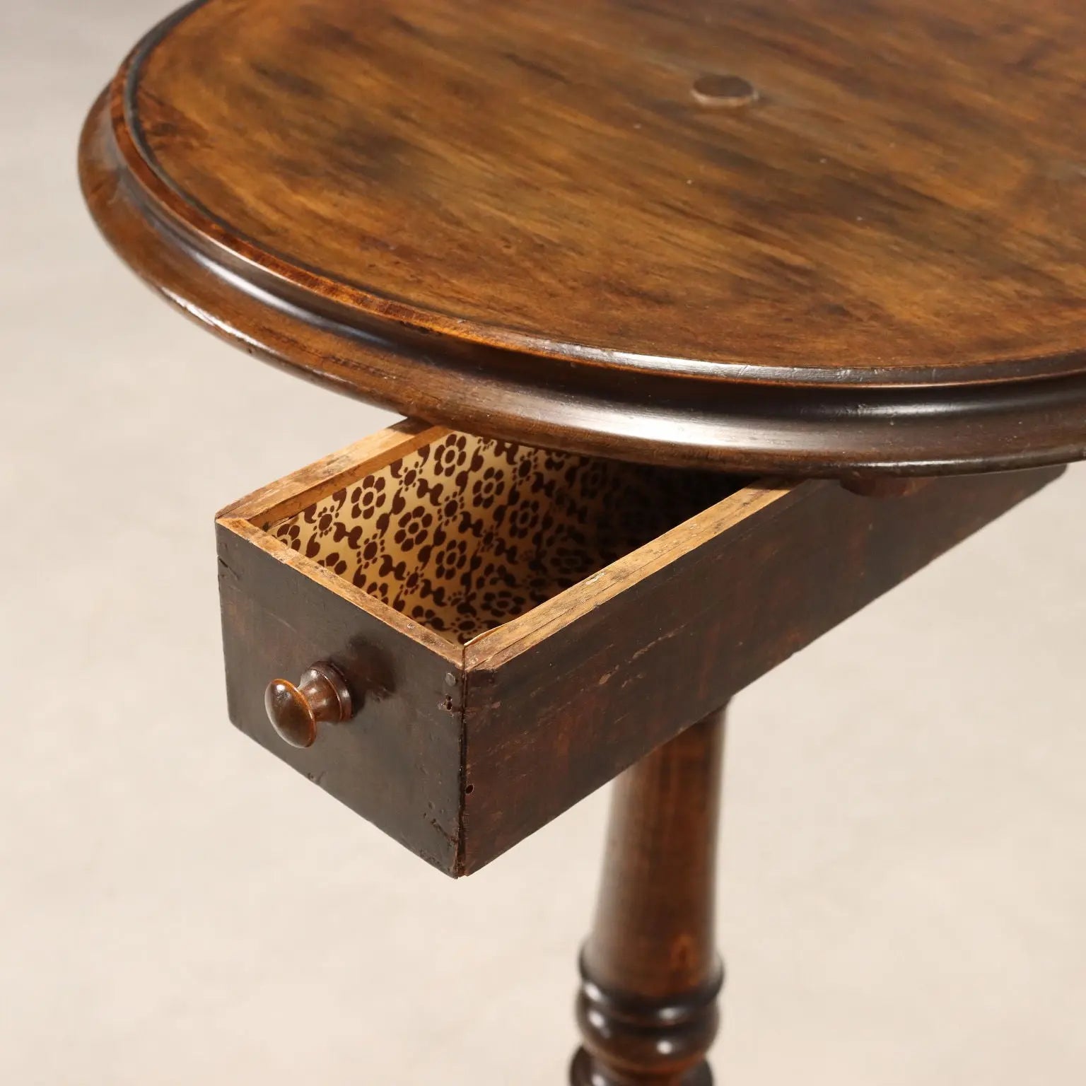 Antique Small Table Walnut Painted Beech Italy XX Century - Italy, Early XX Century | Antiques | Side & Coffee Tables