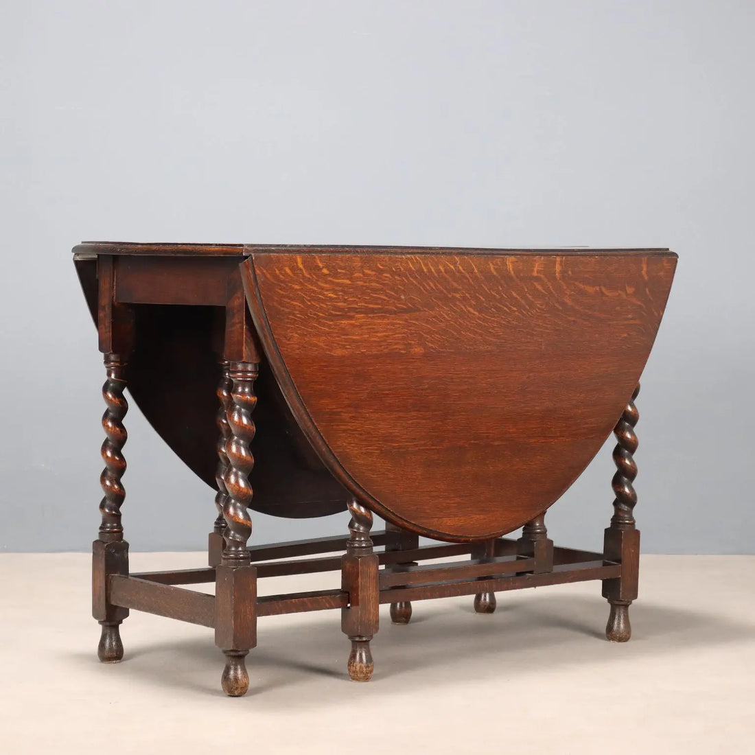 Antique Small Table Walnut Painted Oak England XIX Century - England, XIX Century | Antiques | Side & Coffee Tables