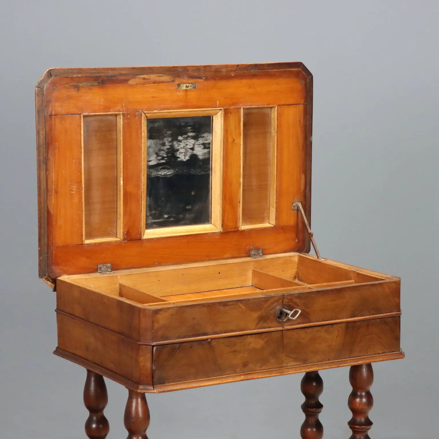 Antique Sewing Table Walnut Cherrywood XIX Century - Italy, Late XIX Century | Antiques | Side & Coffee Tables