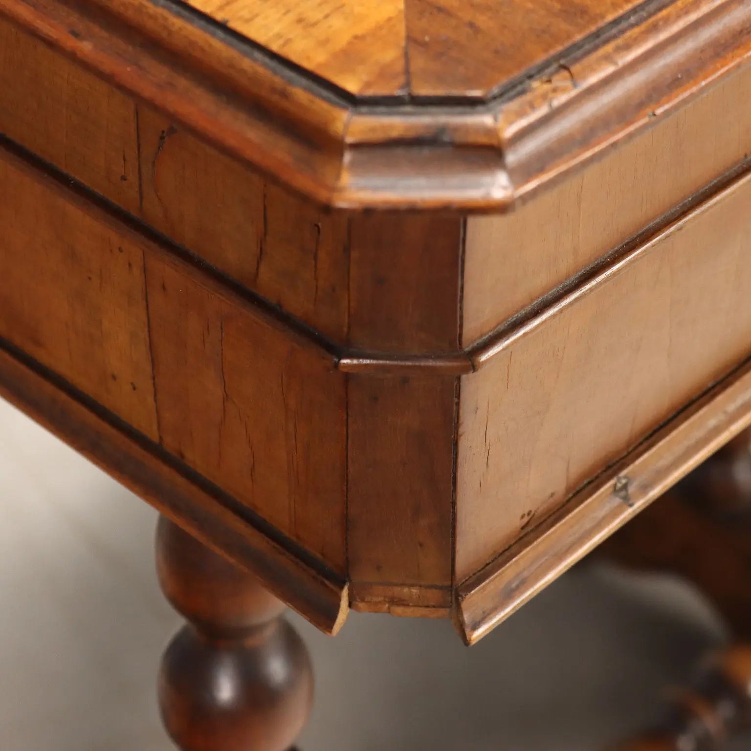 Antique Sewing Table Walnut Cherrywood XIX Century - Italy, Late XIX Century | Antiques | Side & Coffee Tables