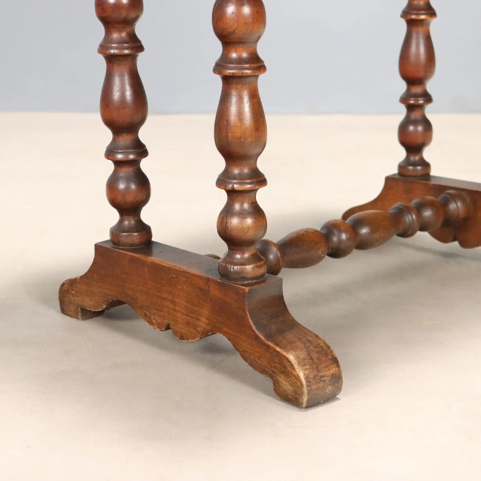 Antique Sewing Table Walnut Cherrywood XIX Century - Italy, Late XIX Century | Antiques | Side & Coffee Tables