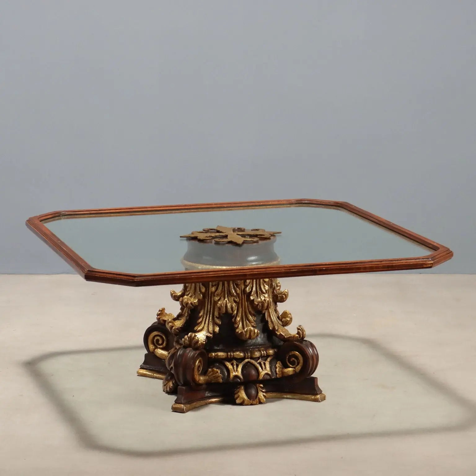 Center Table in Glass and Gilt Wood - Italy 20th Century