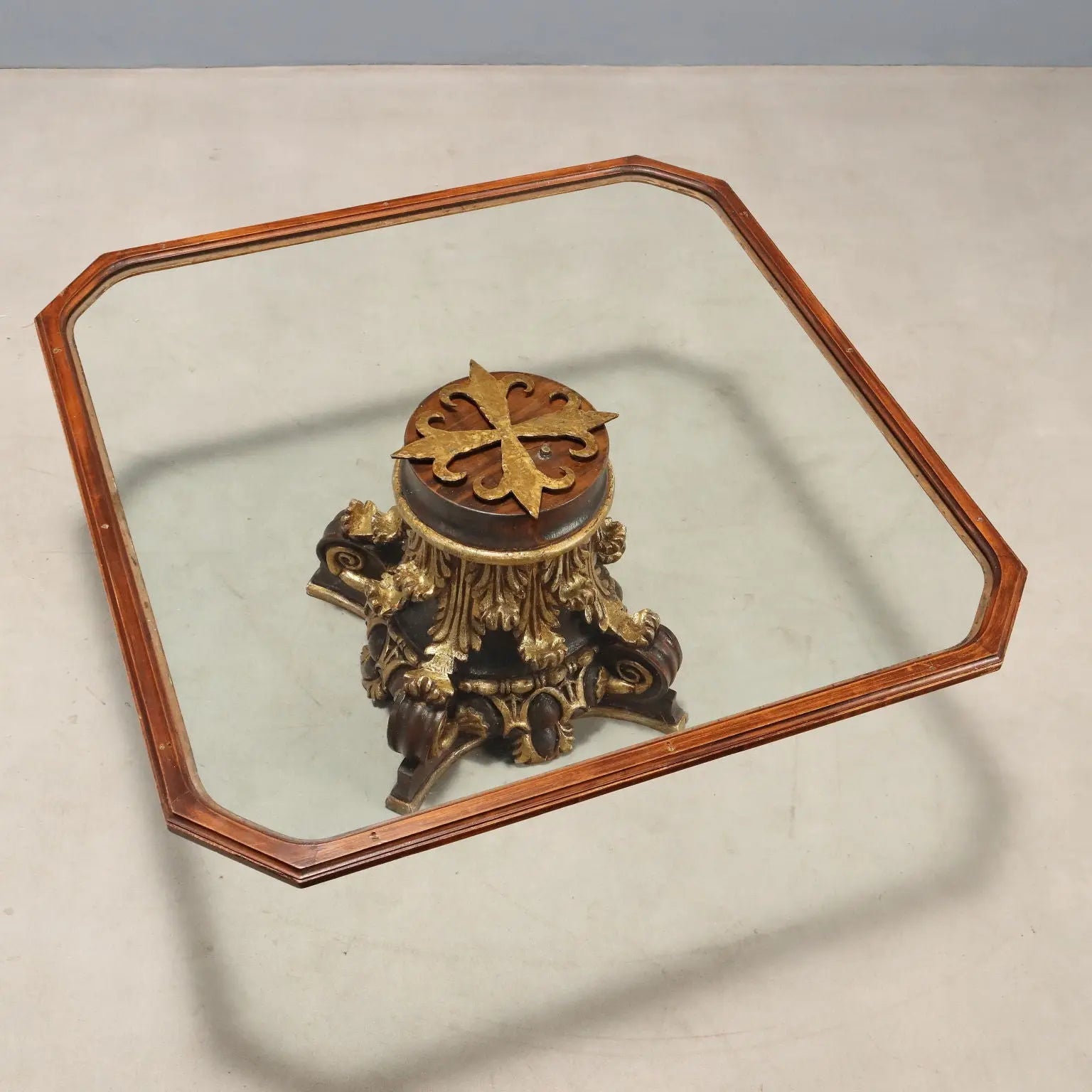 Center Table in Glass and Gilt Wood - Italy 20th Century