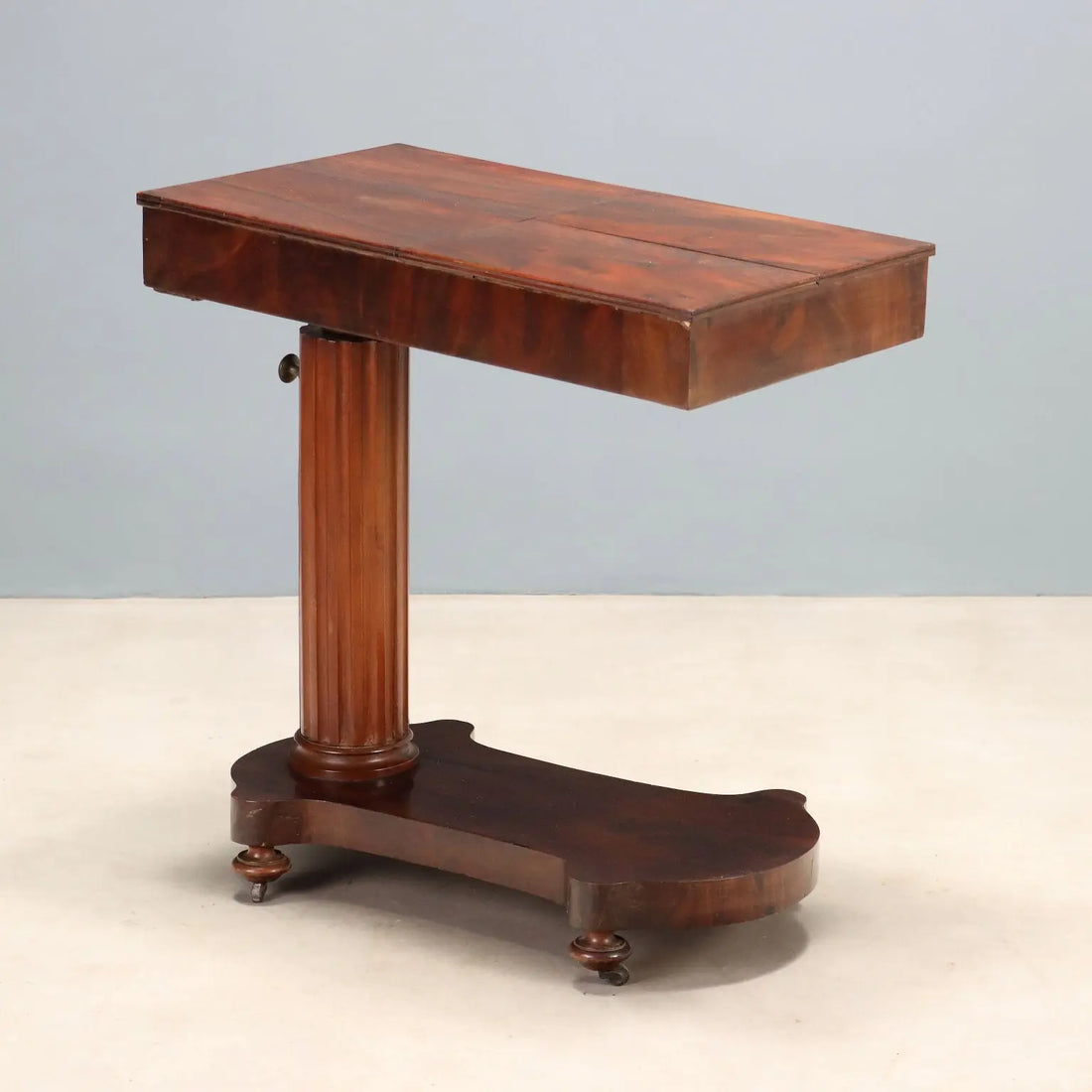 Antique Early Victorian Table Mahogany England XIX Century