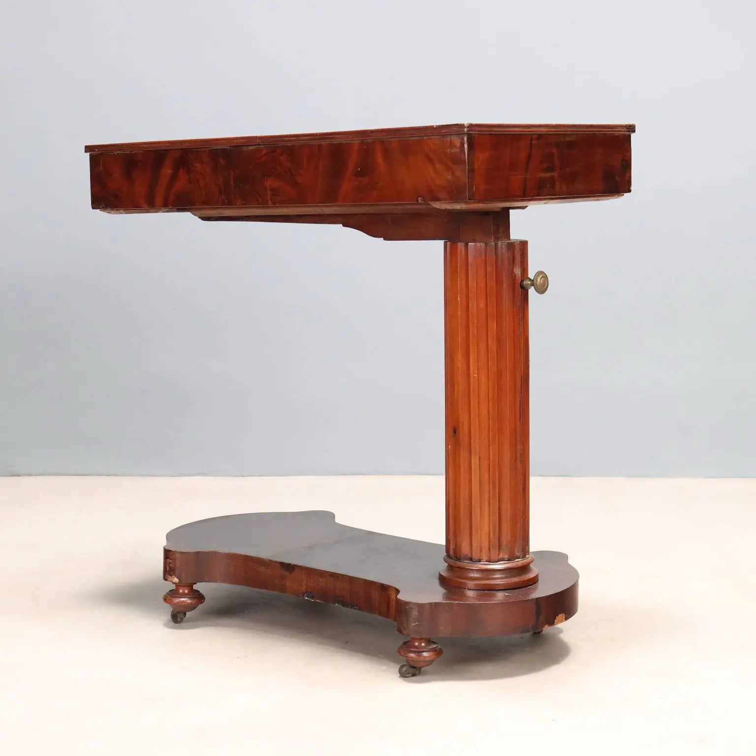 Antique Early Victorian Table Mahogany England XIX Century