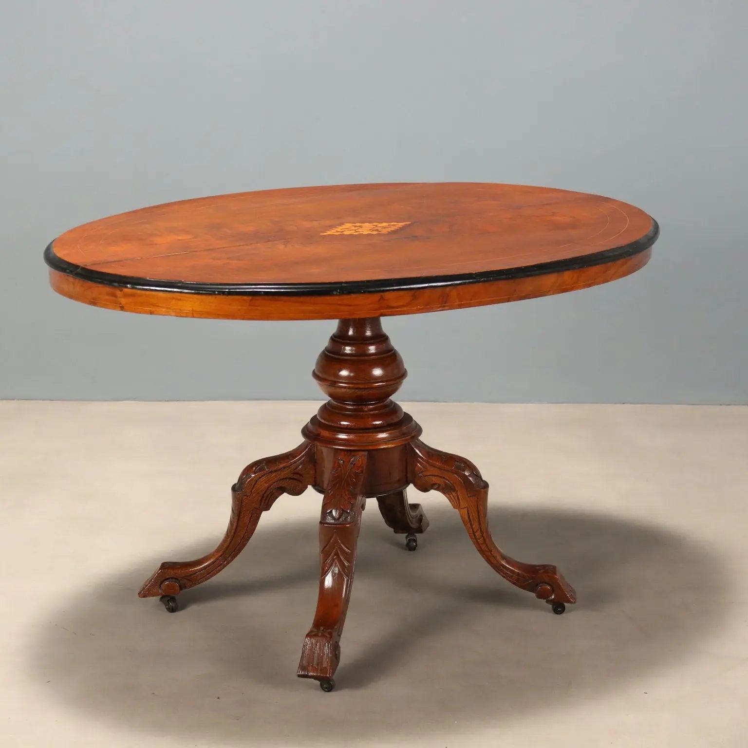 Antique Table Walnut Inlaid Top United Kingdom XIX Century