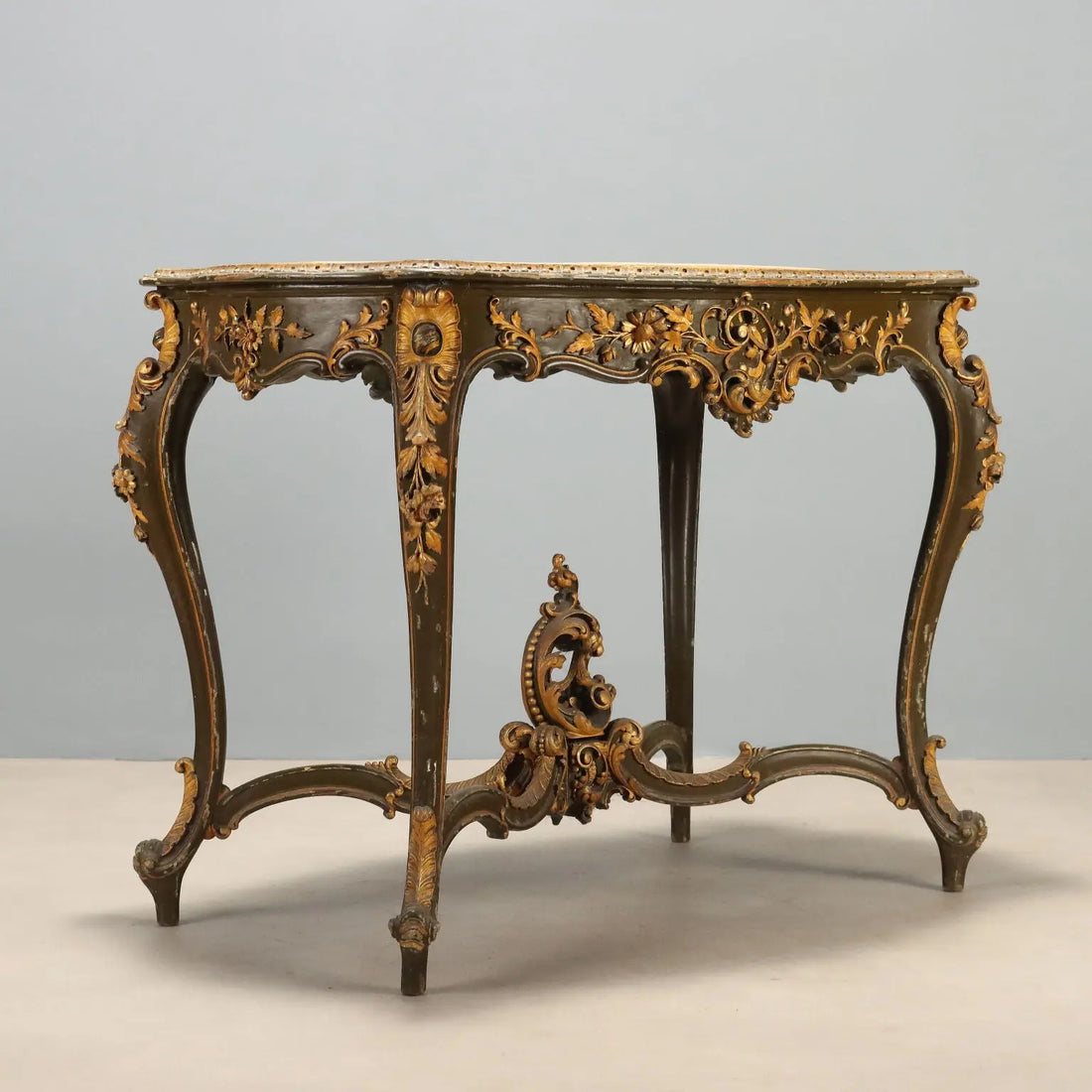 Lacquered and Gilded Barocchetto Table, Italy 19th Century