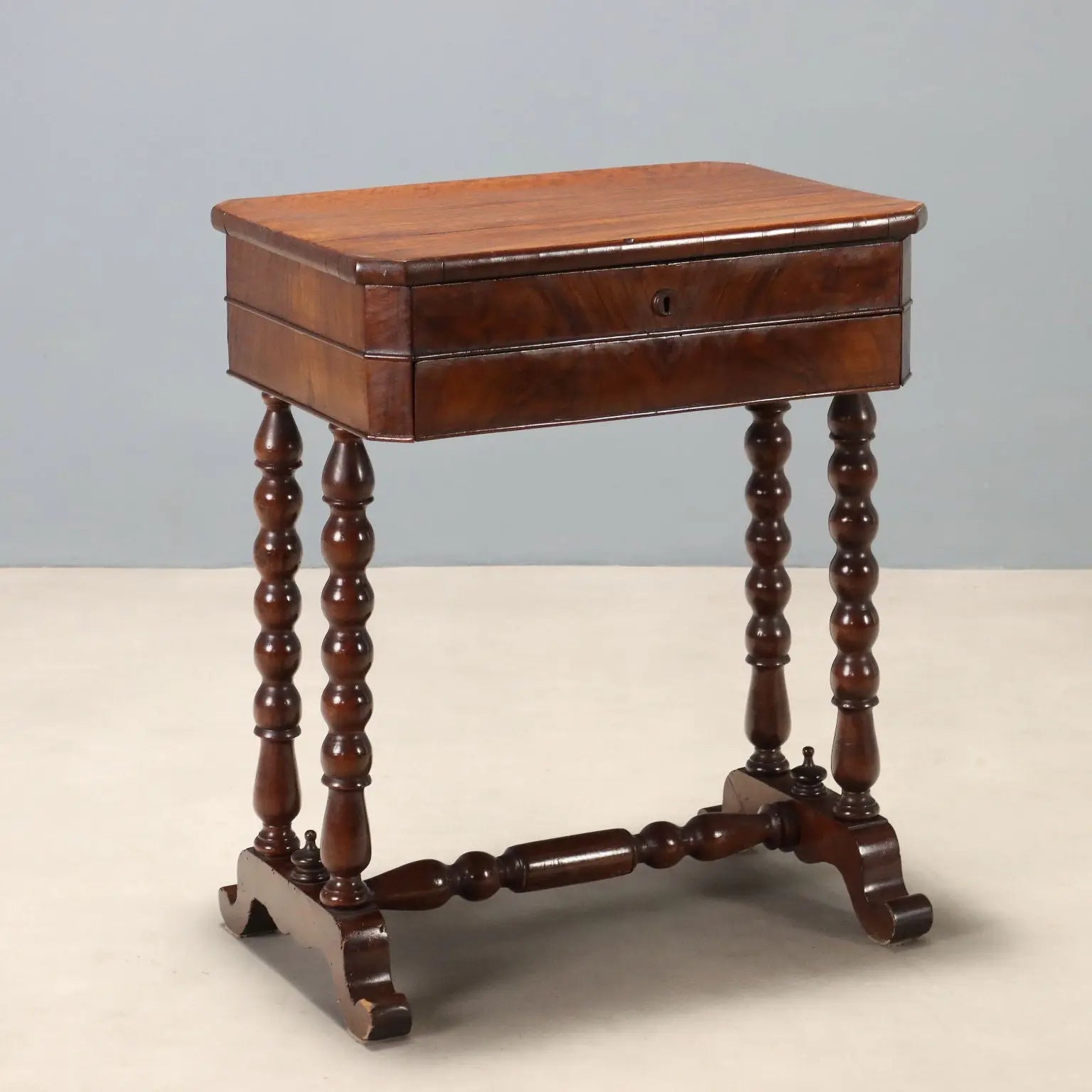 Luigi Filippo Walnut Table Mid-19th Century