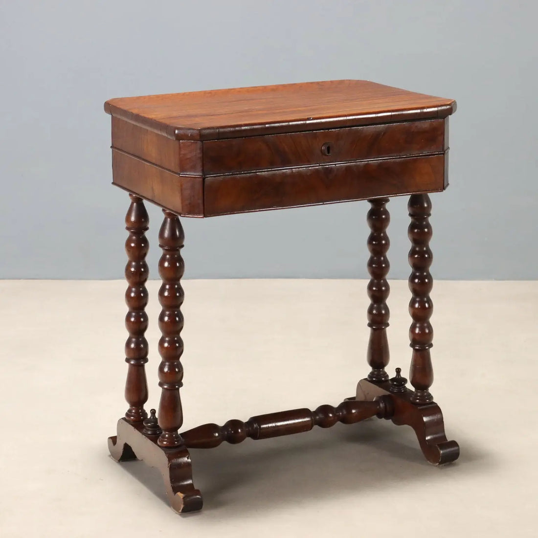 Luigi Filippo Walnut Table Mid-19th Century