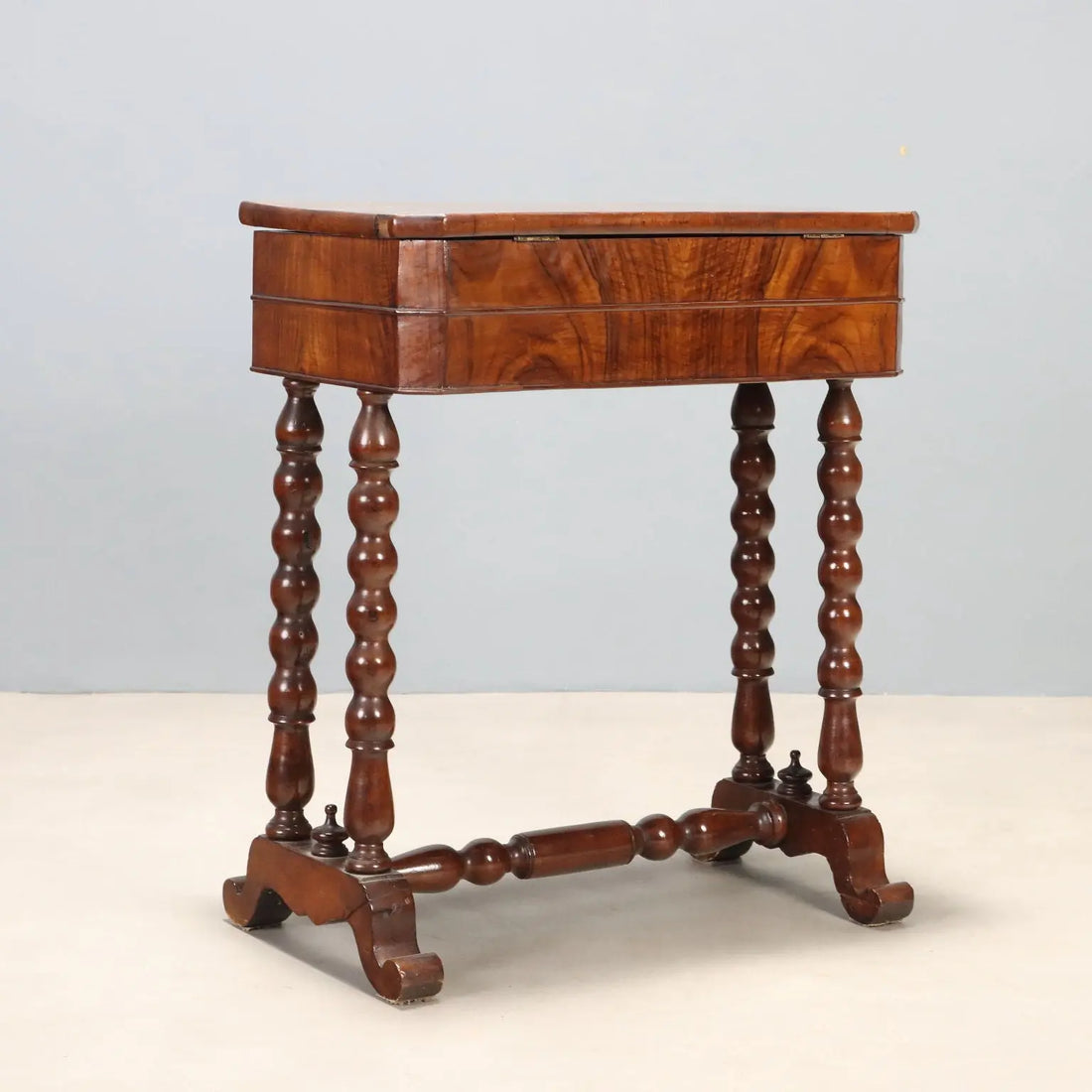 Luigi Filippo Walnut Table Mid-19th Century