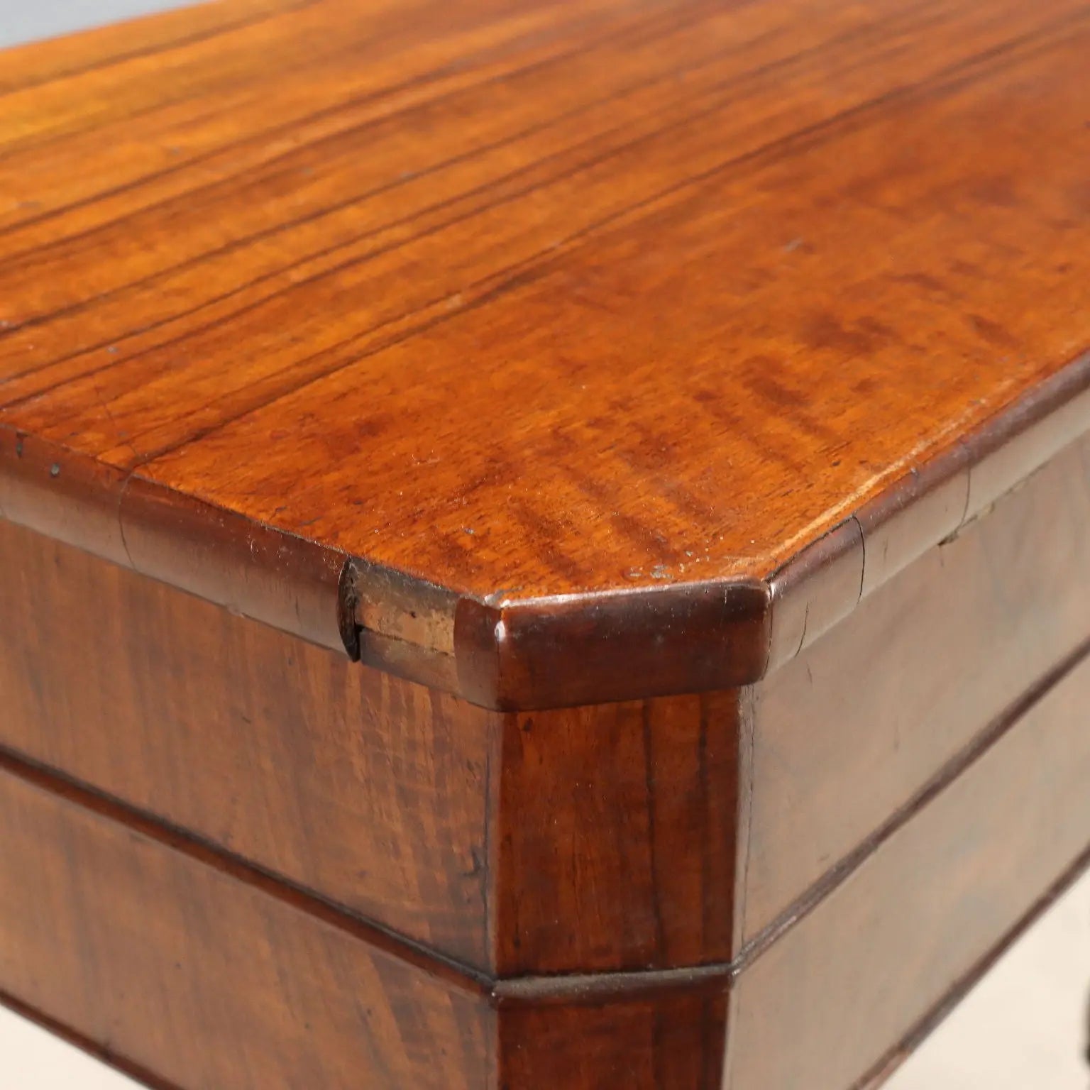 Luigi Filippo Walnut Table Mid-19th Century