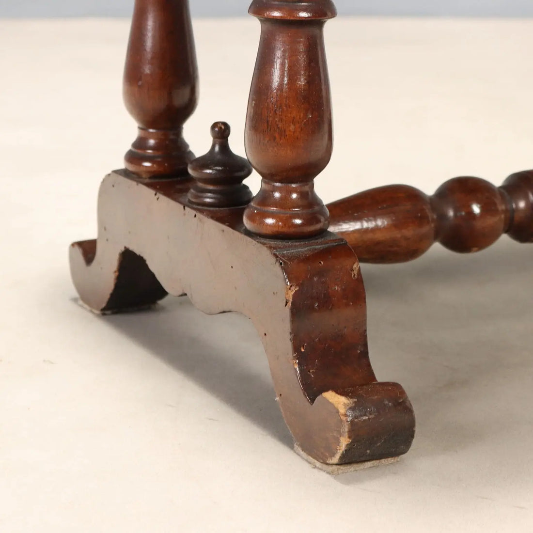 Luigi Filippo Walnut Table Mid-19th Century