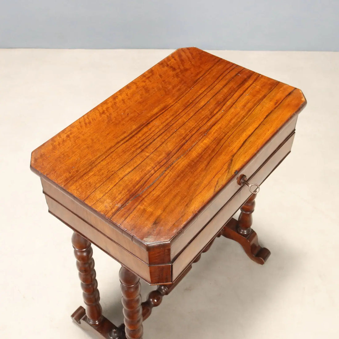Luigi Filippo Walnut Table Mid-19th Century