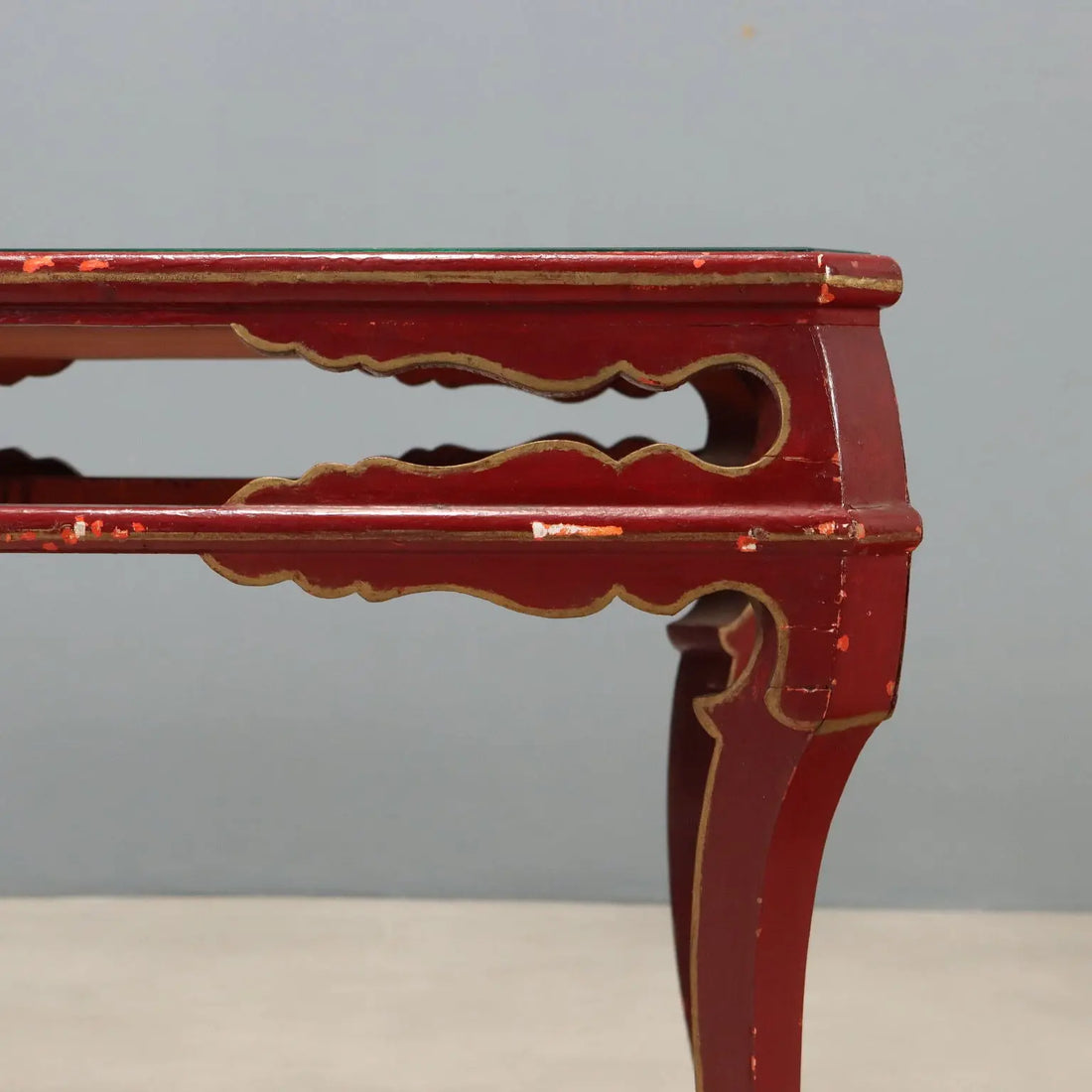 Chinoiserie Lacquered Wood Table - China 19th Century