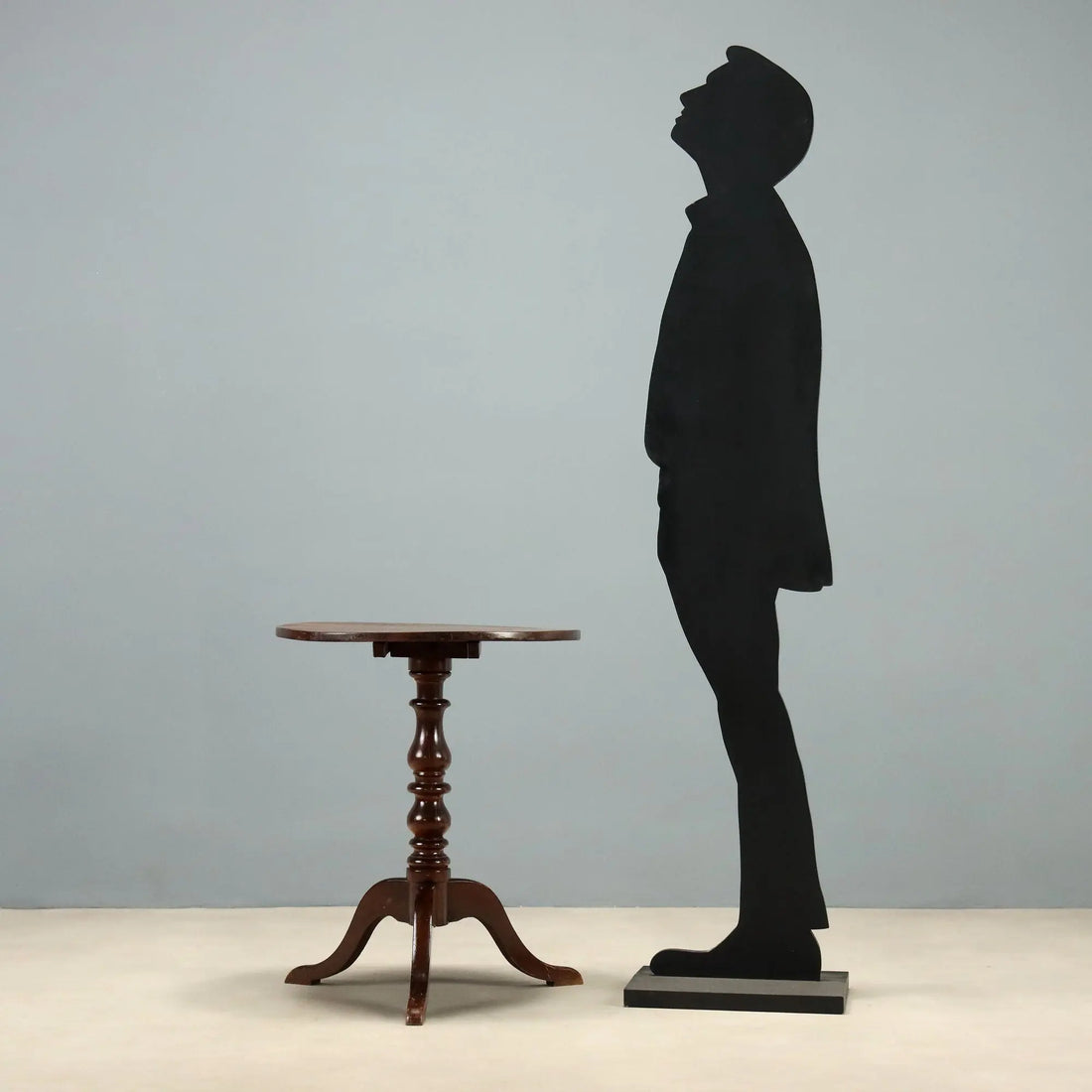 Antique Table Walnut Shaped Feet Italy Early XX Century