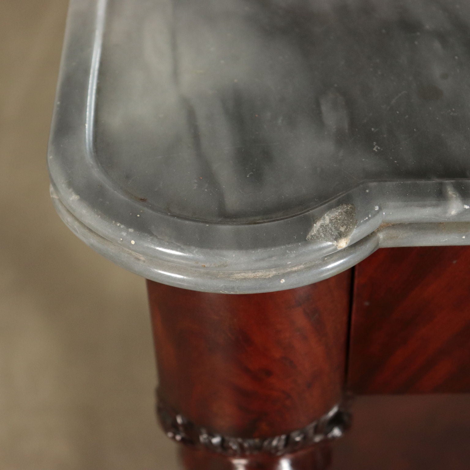  | Antiques  Consoles