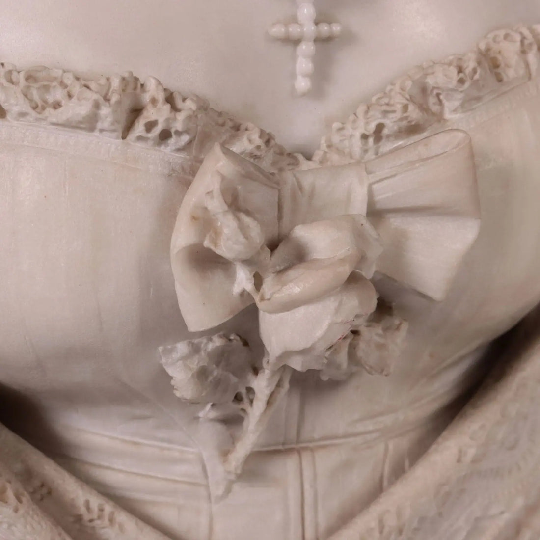 Bust Of A Woman White Carrara Marble Italy Second Half 19th Century | Art | Antique Art