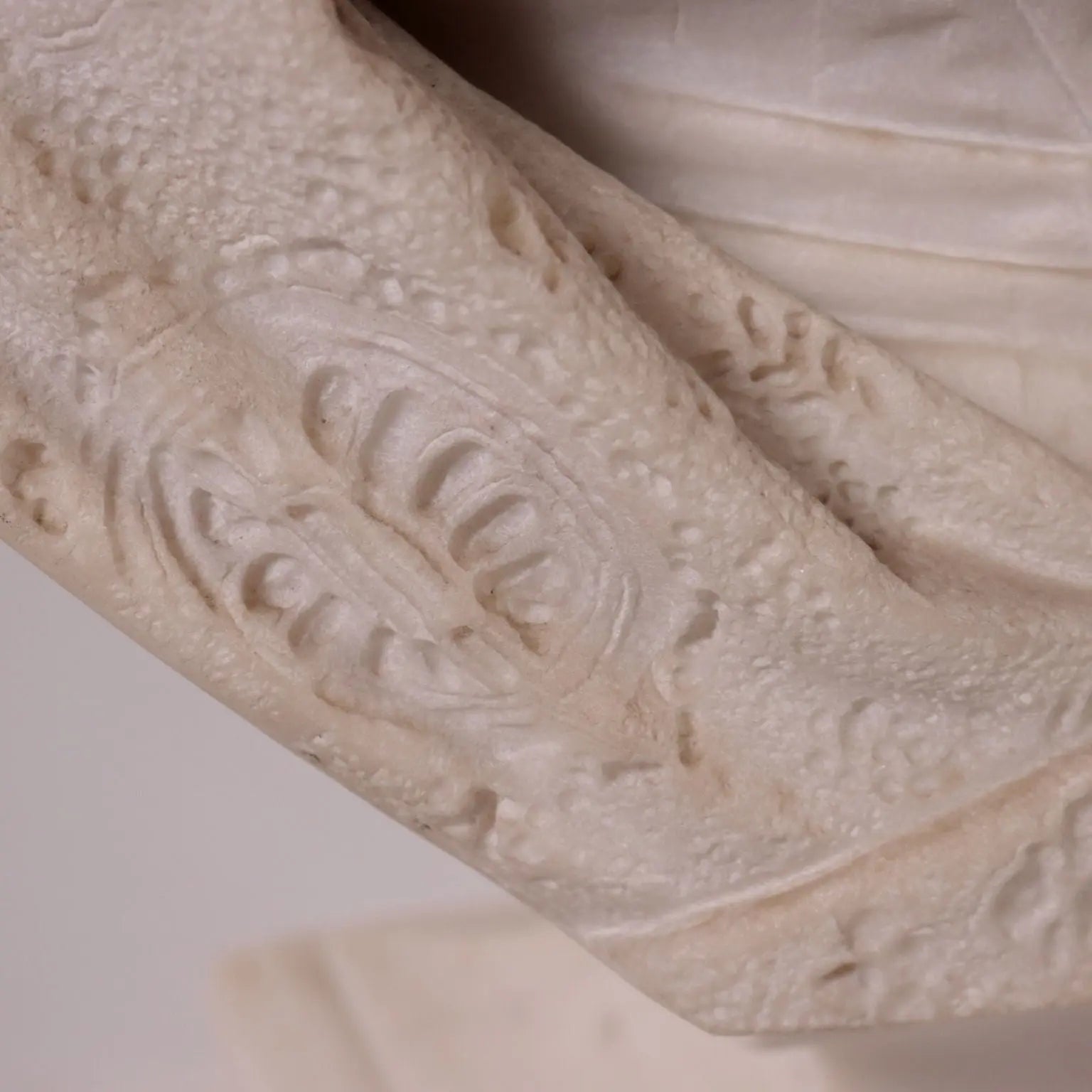 Bust Of A Woman White Carrara Marble Italy Second Half 19th Century | Art | Antique Art
