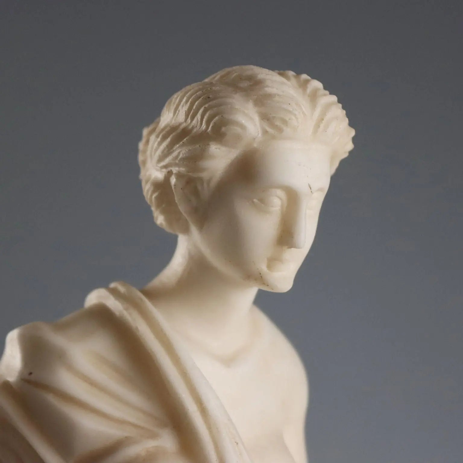 Sculpture of a Roman Matron White Marble Italy 19th Century | Art | Antique Art