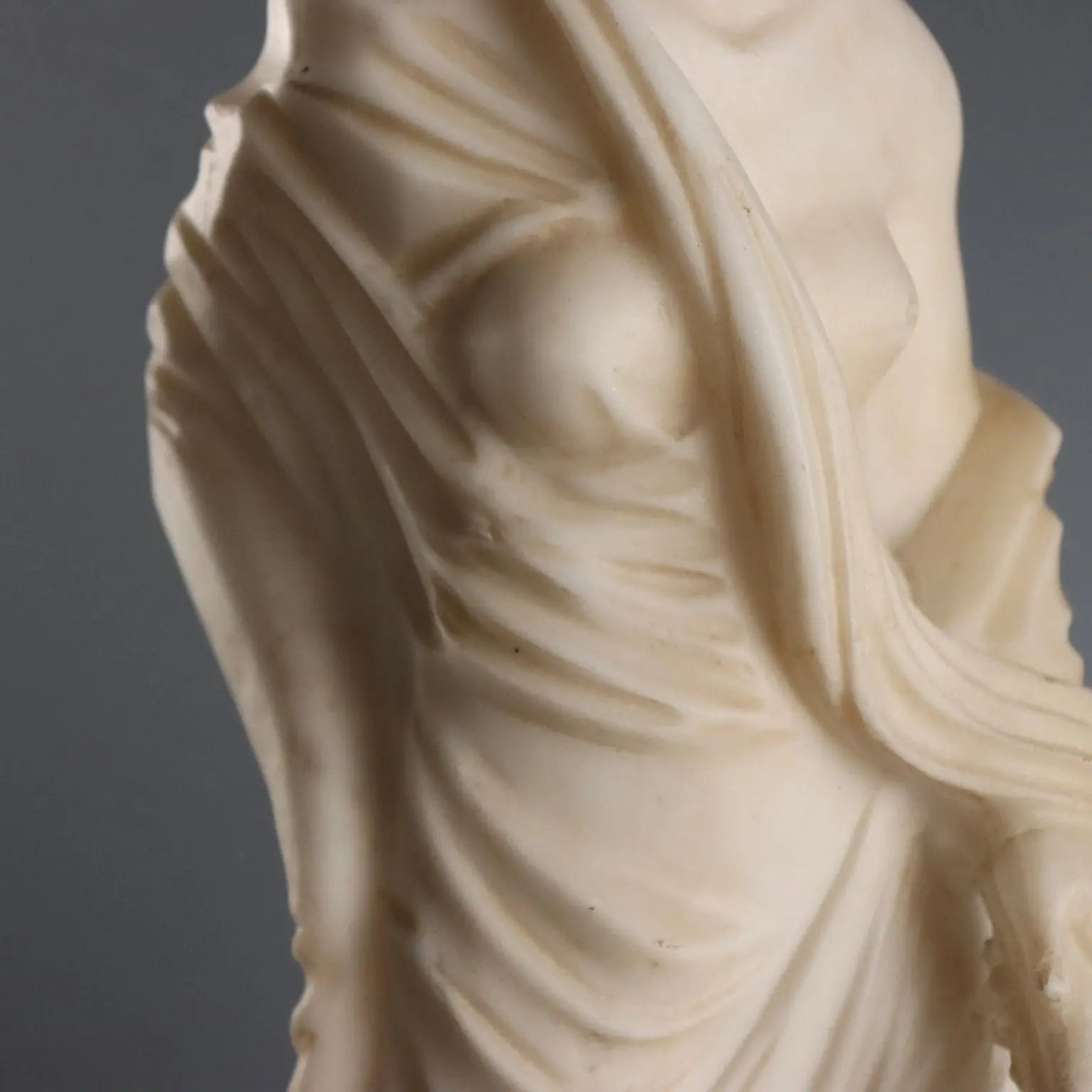 Sculpture of a Roman Matron White Marble Italy 19th Century | Art | Antique Art