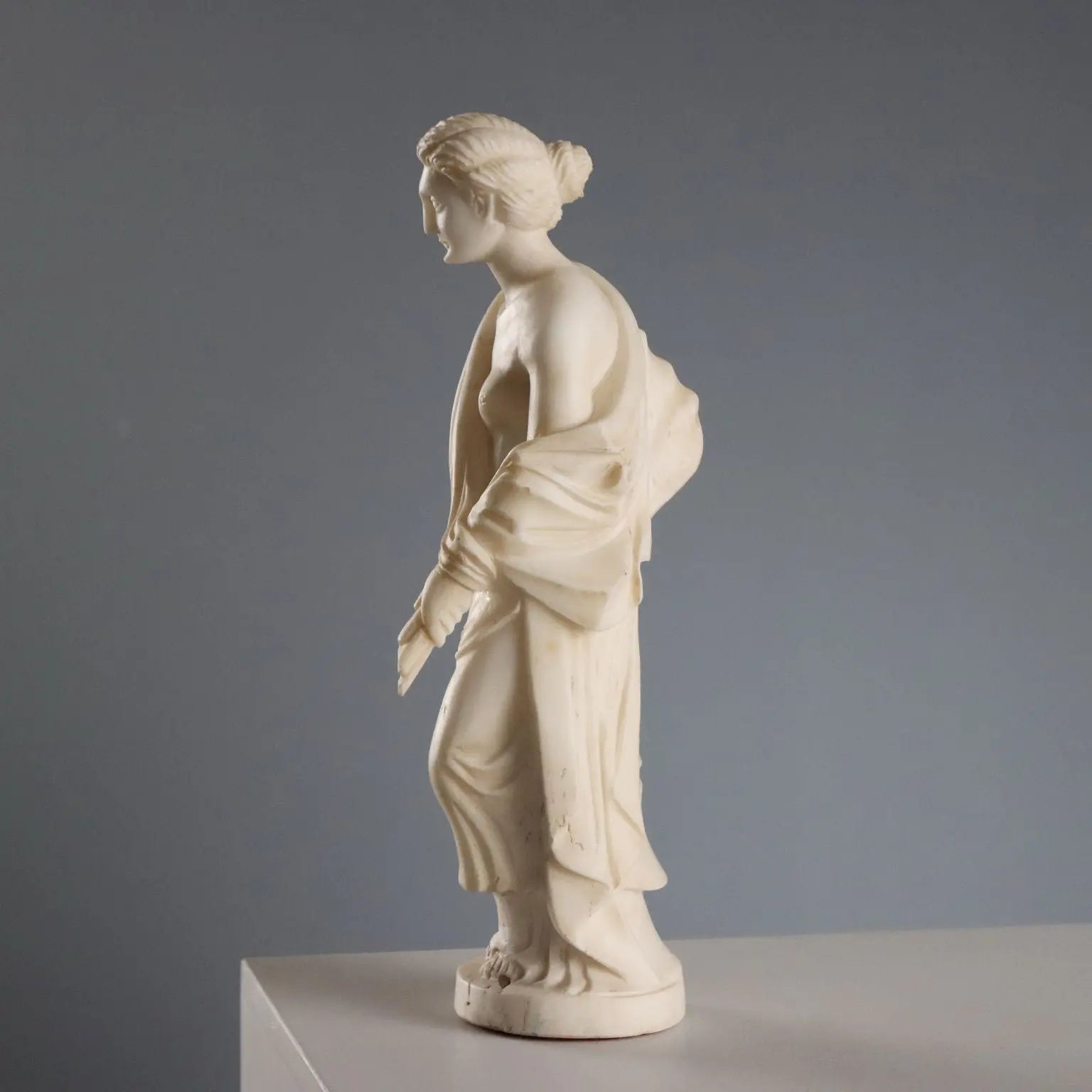 Sculpture of a Roman Matron White Marble Italy 19th Century | Art | Antique Art