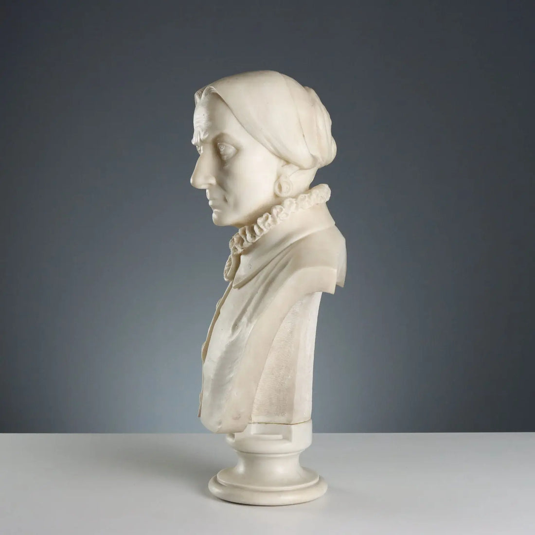 Antique Bust of a Noble Lady White Marble Italy XIX Century