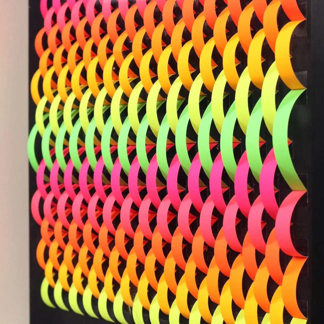 Contemporary Artwork Signed Dario Zaffaroni Italy 2019 - Fluorescent Polychrome Dynamics, 2019 | Art | Contemporary Art