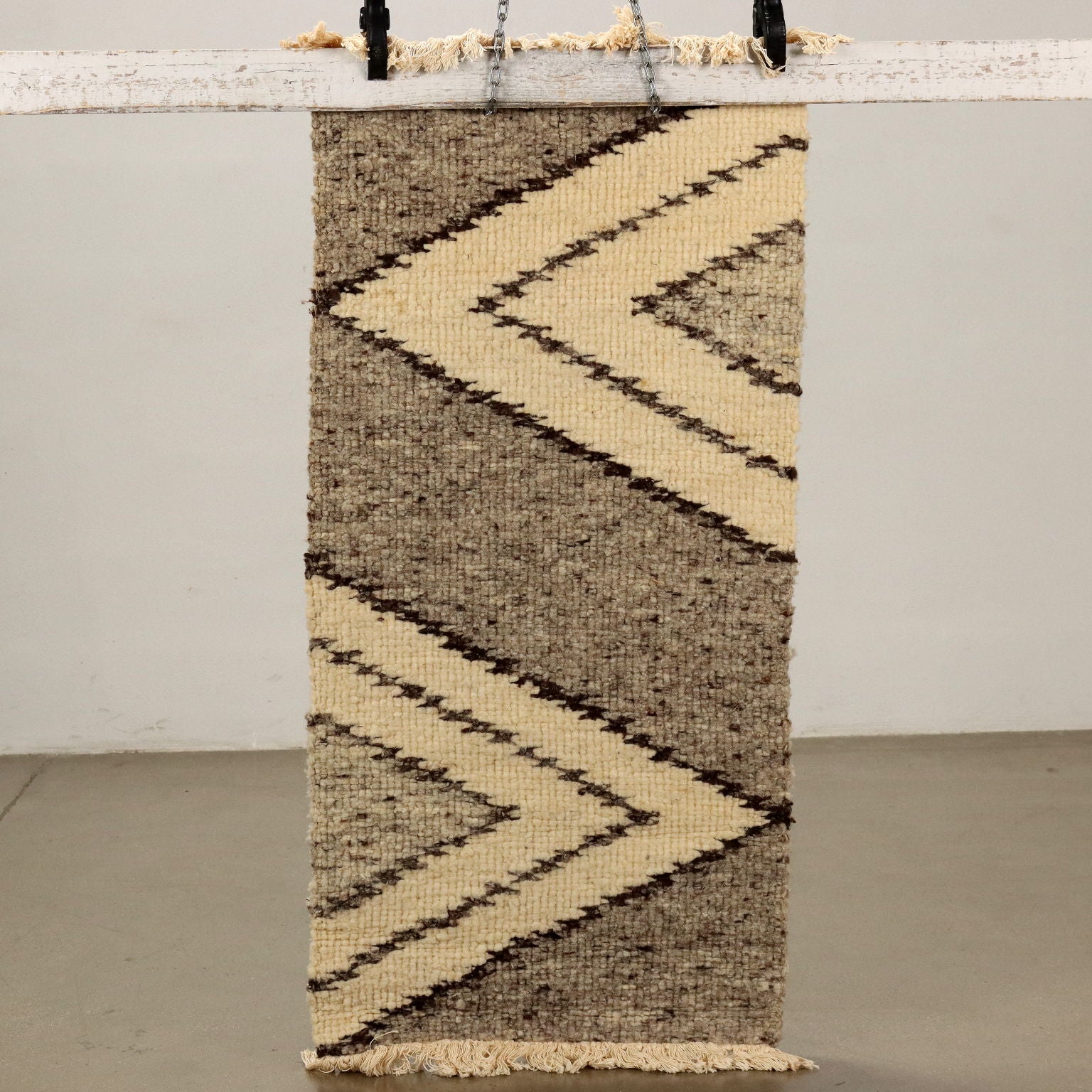 Vintage Carpet Wool Blend Italy XX Century - 51 x 24 in | Modernism  Complements