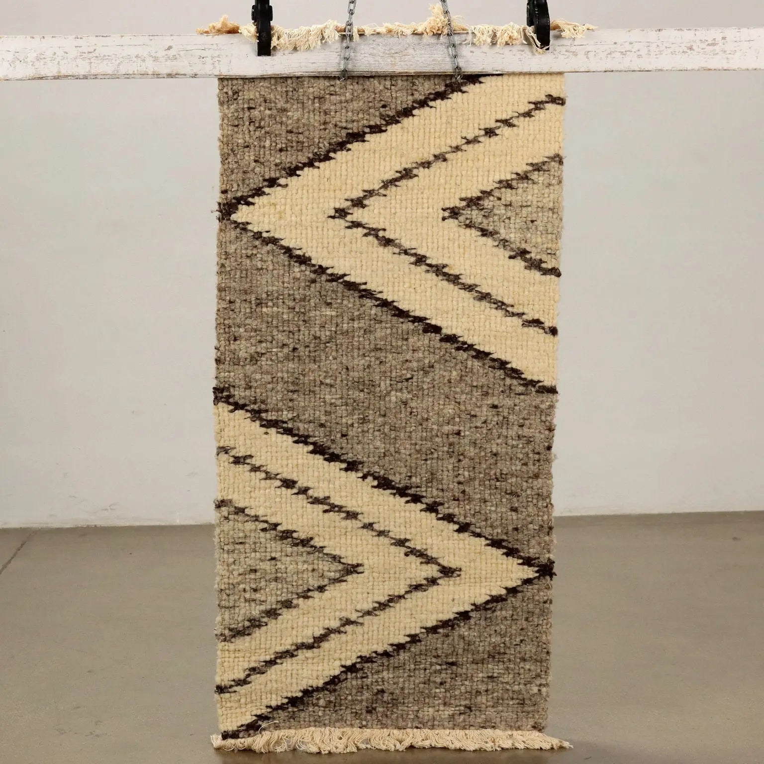 Vintage Carpet Wool Blend Italy XX Century - 51 x 24 in | Modernism | Complements