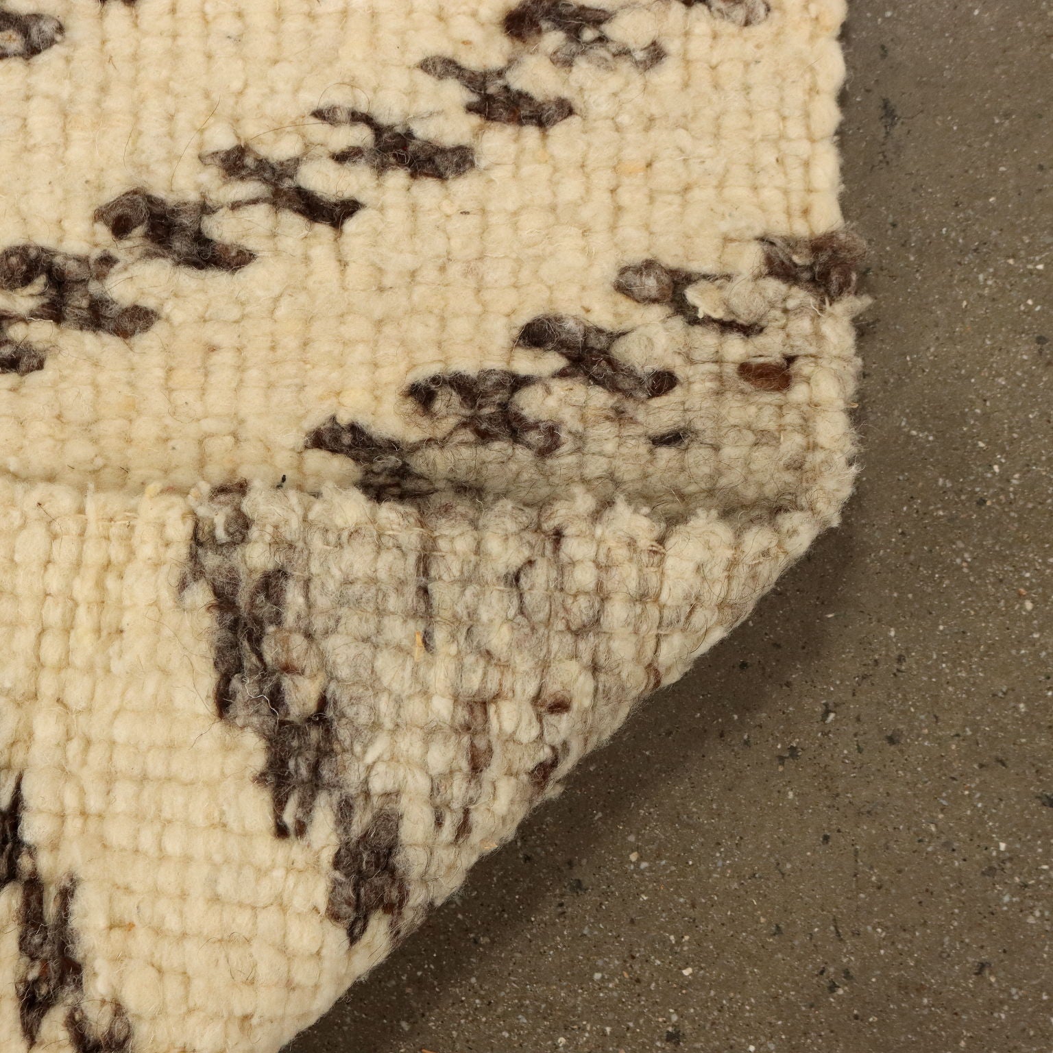 Vintage Carpet Wool Blend Italy XX Century - 51 x 24 in | Modernism  Complements
