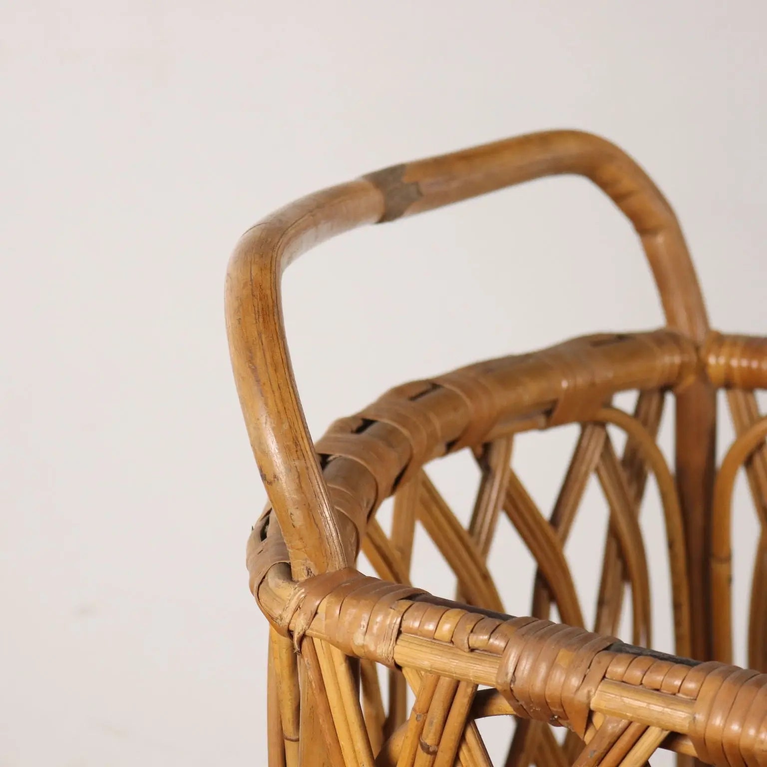 Vintage Cradle from the 1960s Bamboo Structure Complement Furnishing | Modernism | Complements