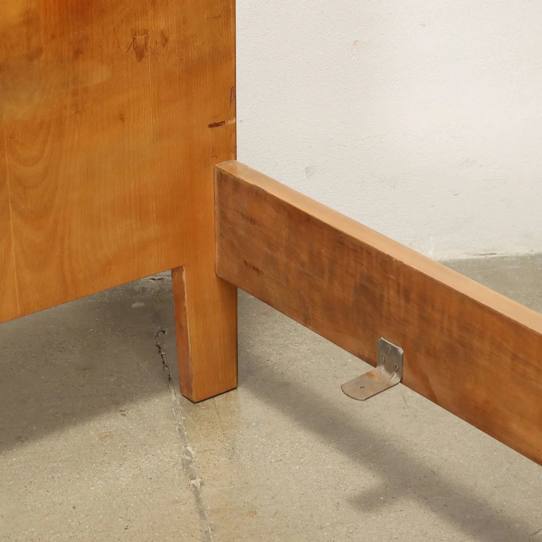 Vintage Single Bed Ash Veneered Wood Italy 1950s | Modernism | Complements
